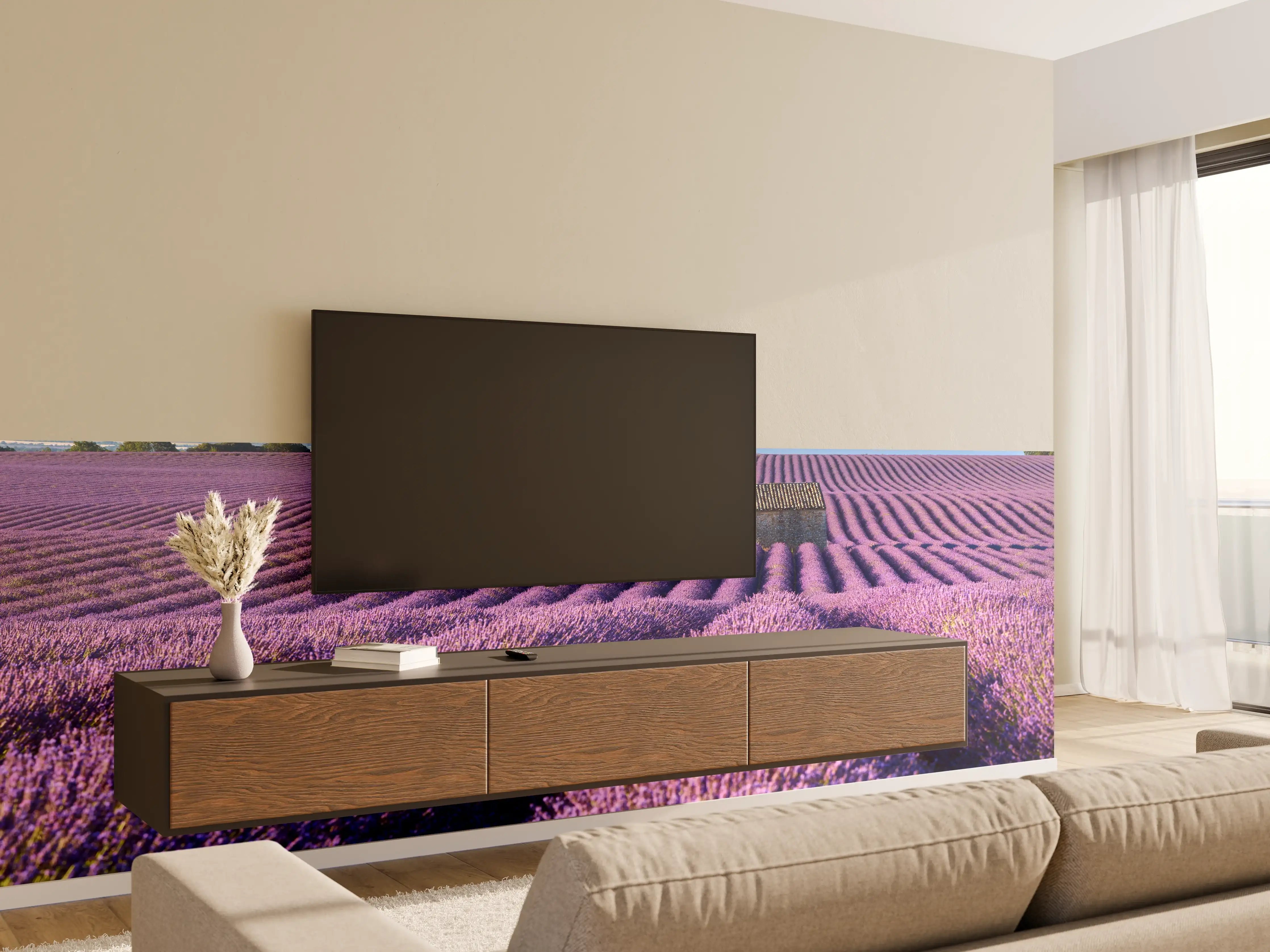 Wandverkleidung Wohnzimmer - Violette Lavendelfelder mit Bergkulisse