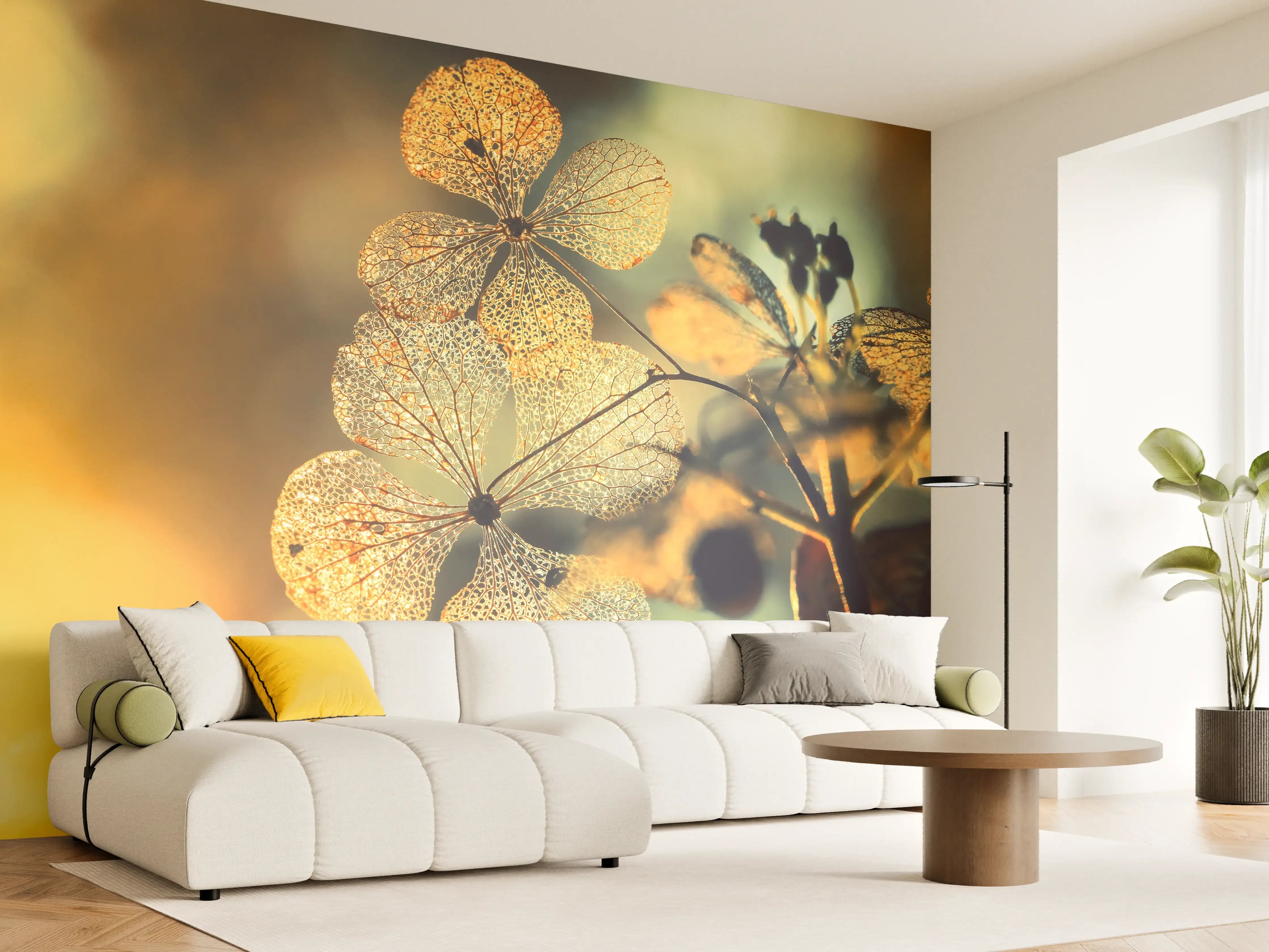 Wandverkleidung Wohnzimmer - Zarte Blumen im Sonnenlicht