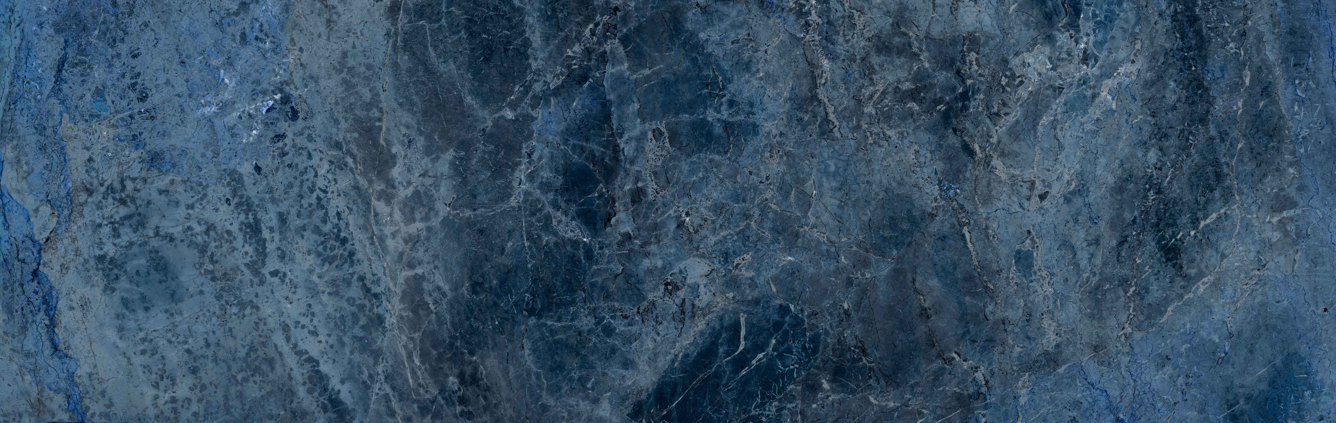 Wandverkleidung Wohnzimmer-dunkelblaue Marmor Steinstruktur