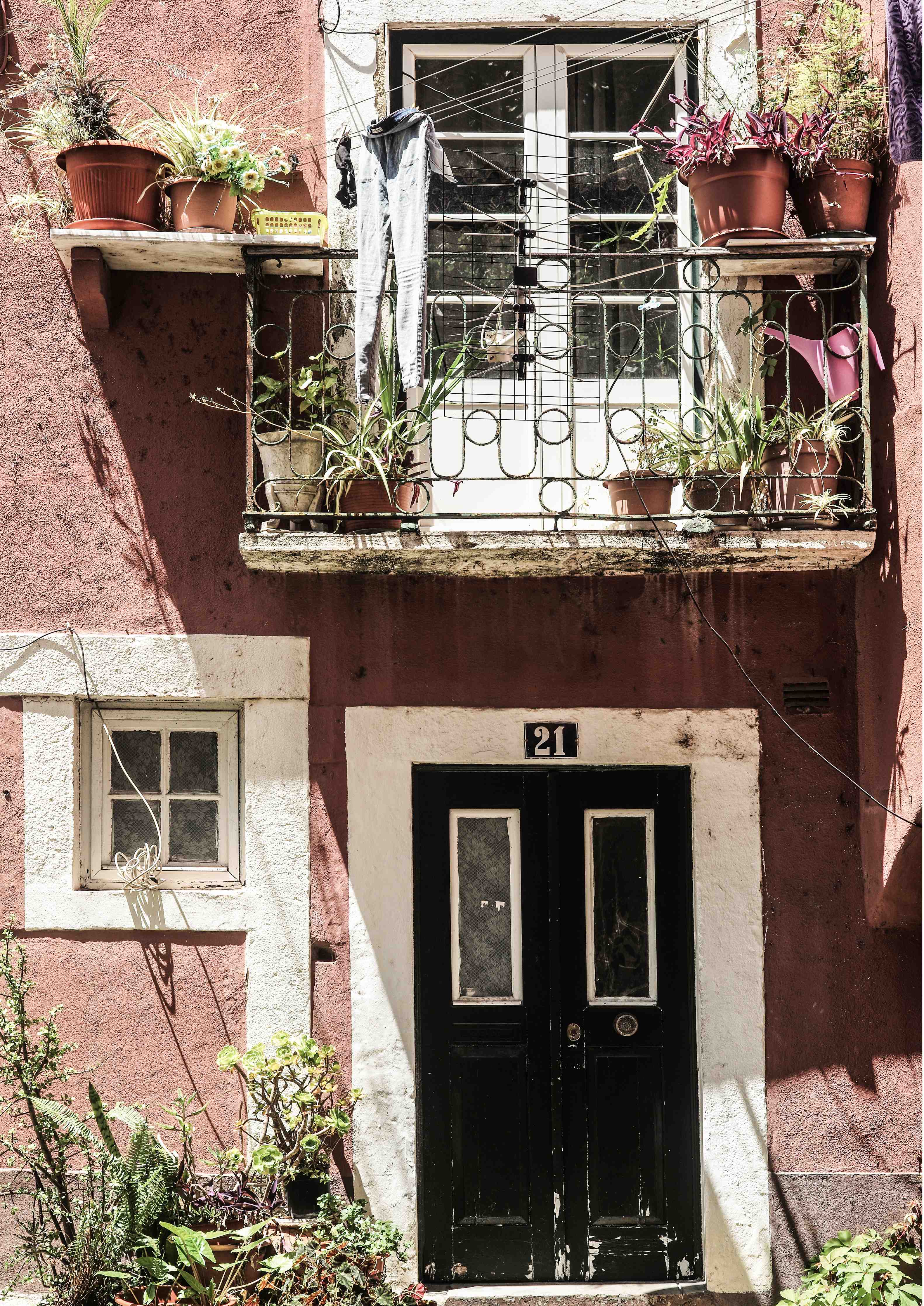 Wandverkleidung außen-Boho-Stil Balkonpflanzen Hausnr. 21