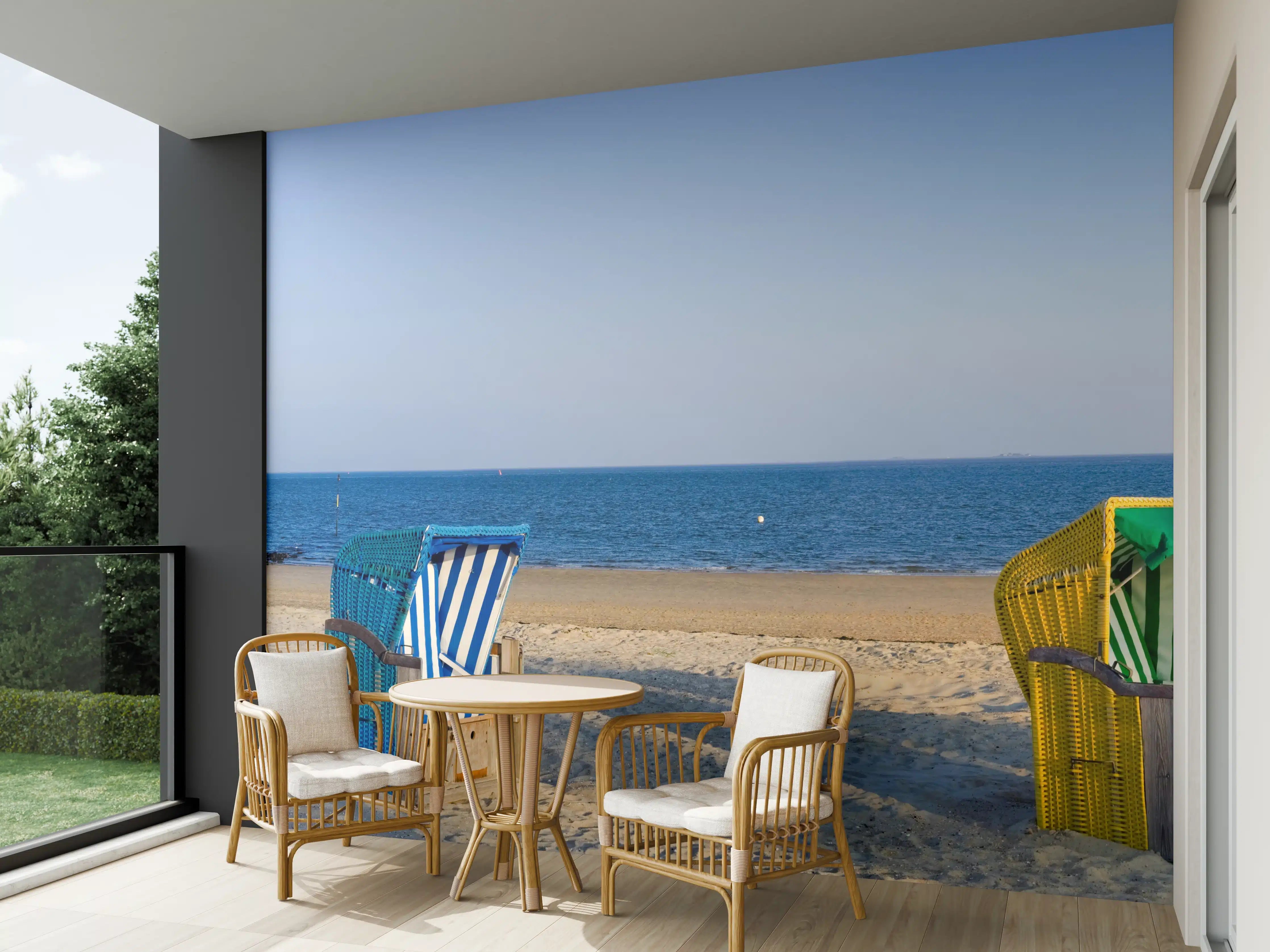Wandverkleidung außen - Bunte Strandstühle am Meer bei Sonnenuntergang