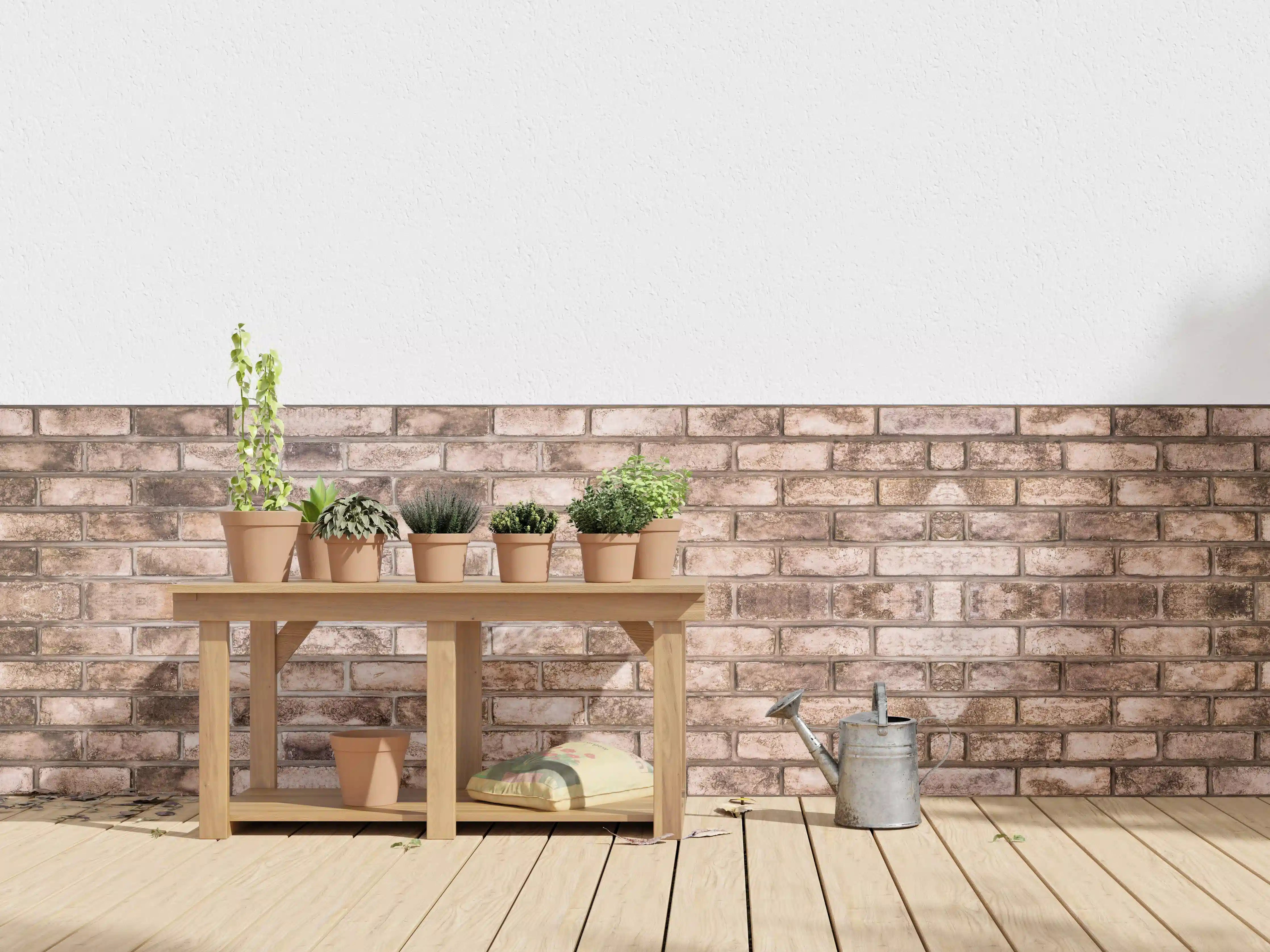 Wandverkleidung außen - Dunkelbraune Steinmauer