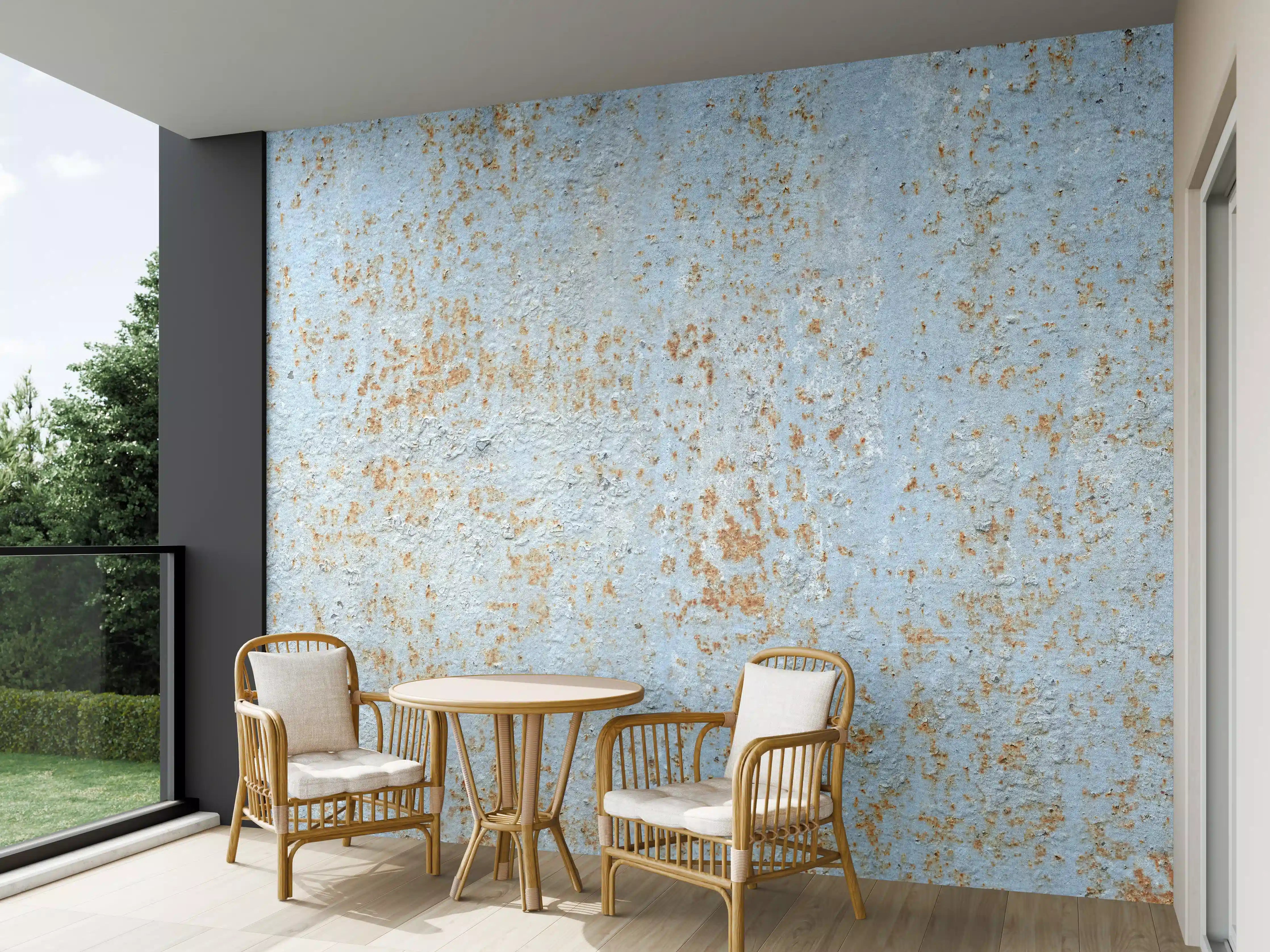 Wandverkleidung außen - Farbflocken auf rostigem Metallblech