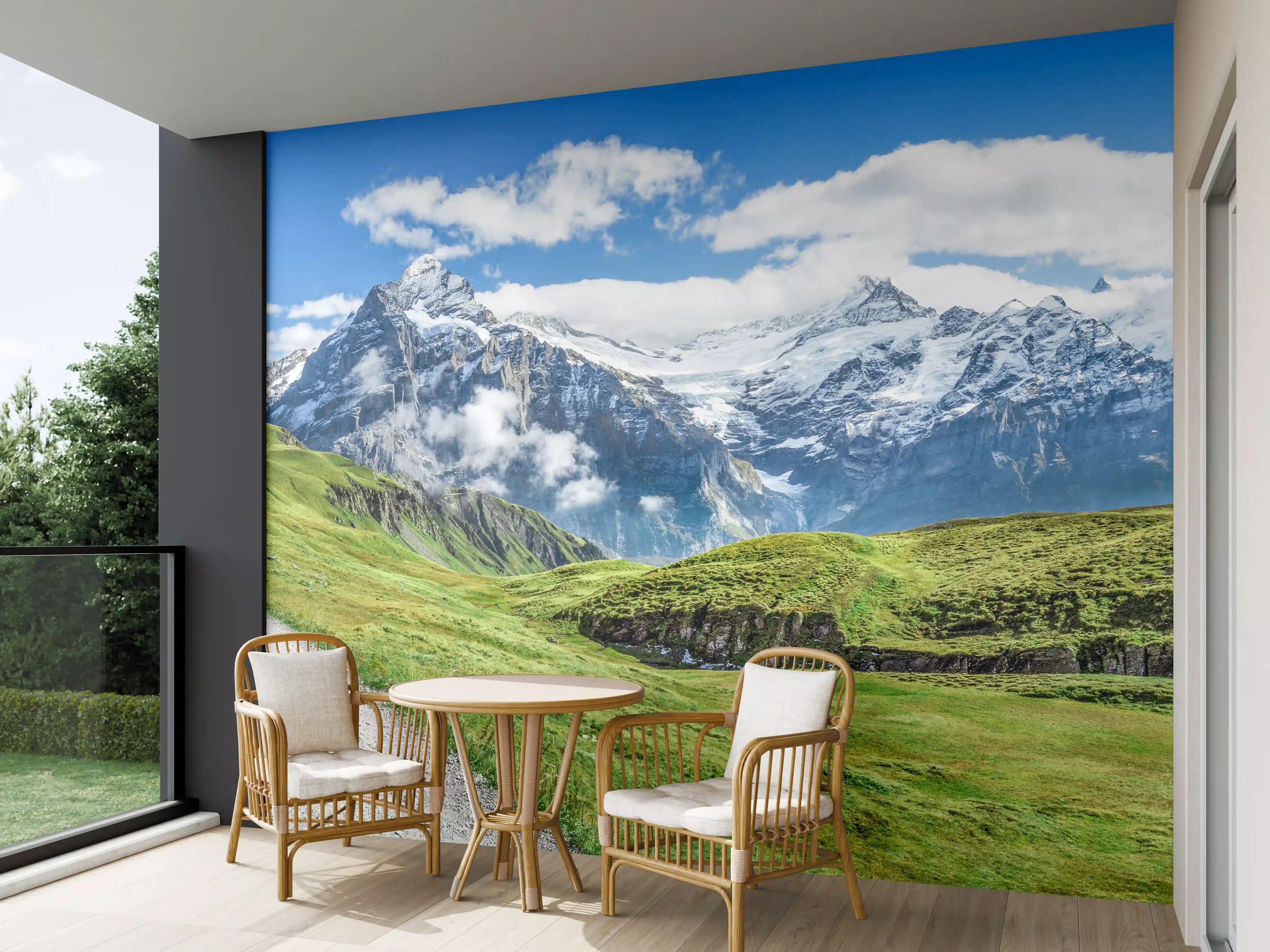 Wandverkleidung außen - Friedlicher Wanderweg in den Alpen