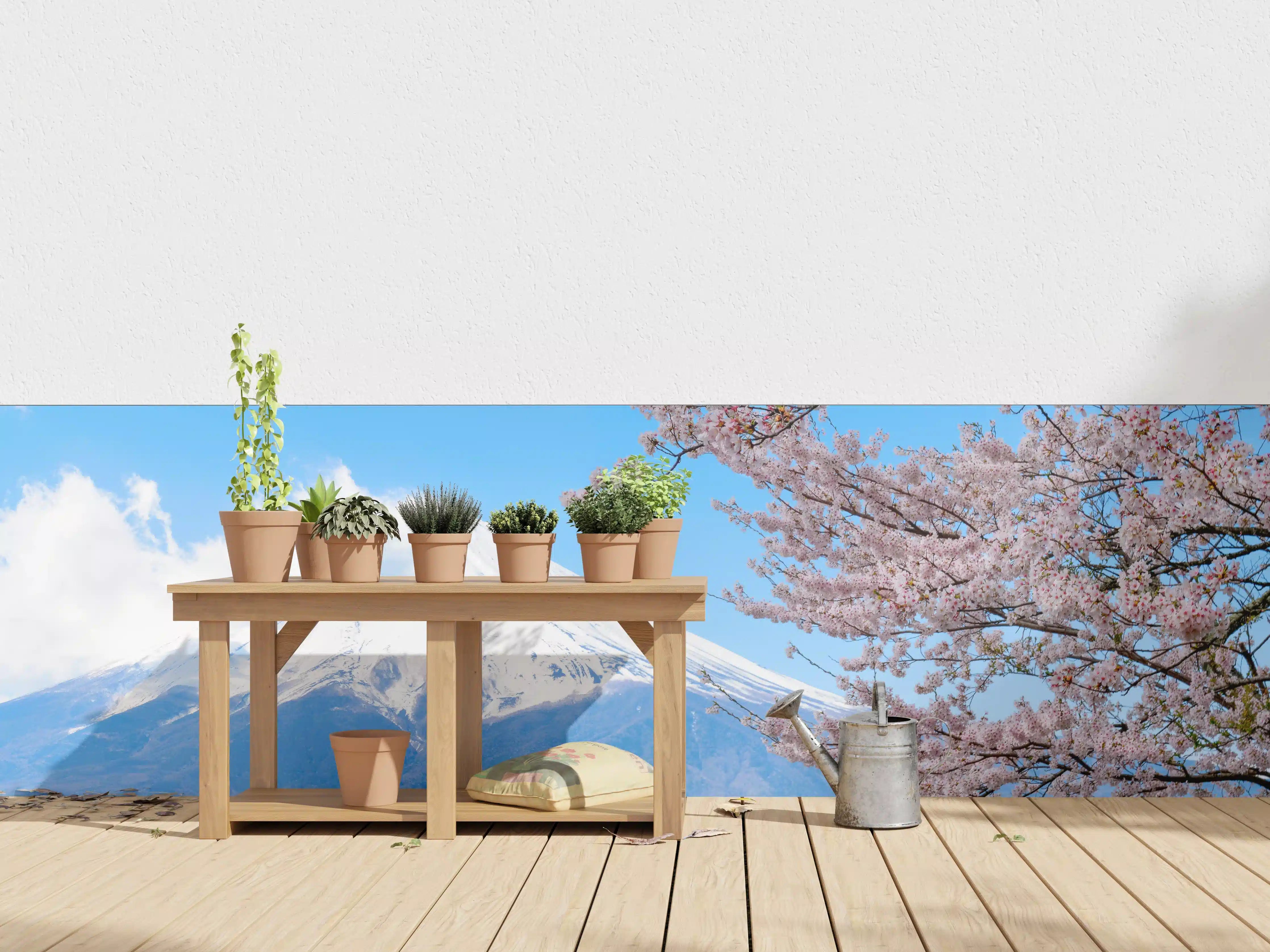 Wandverkleidung außen - Graue Berge und Kirschblüten