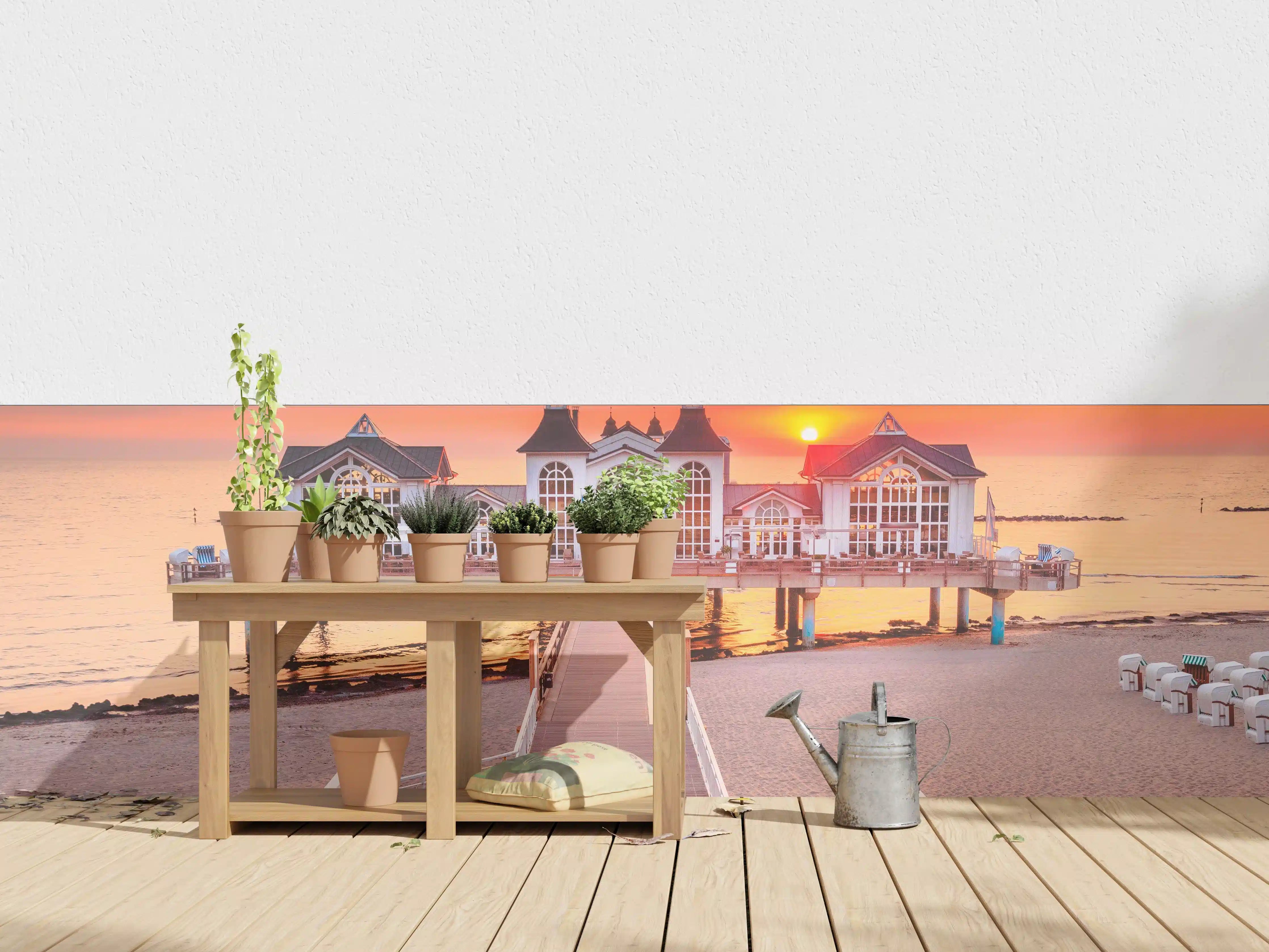 Wandverkleidung außen - Haus auf Wasser bei Sonnenaufgang