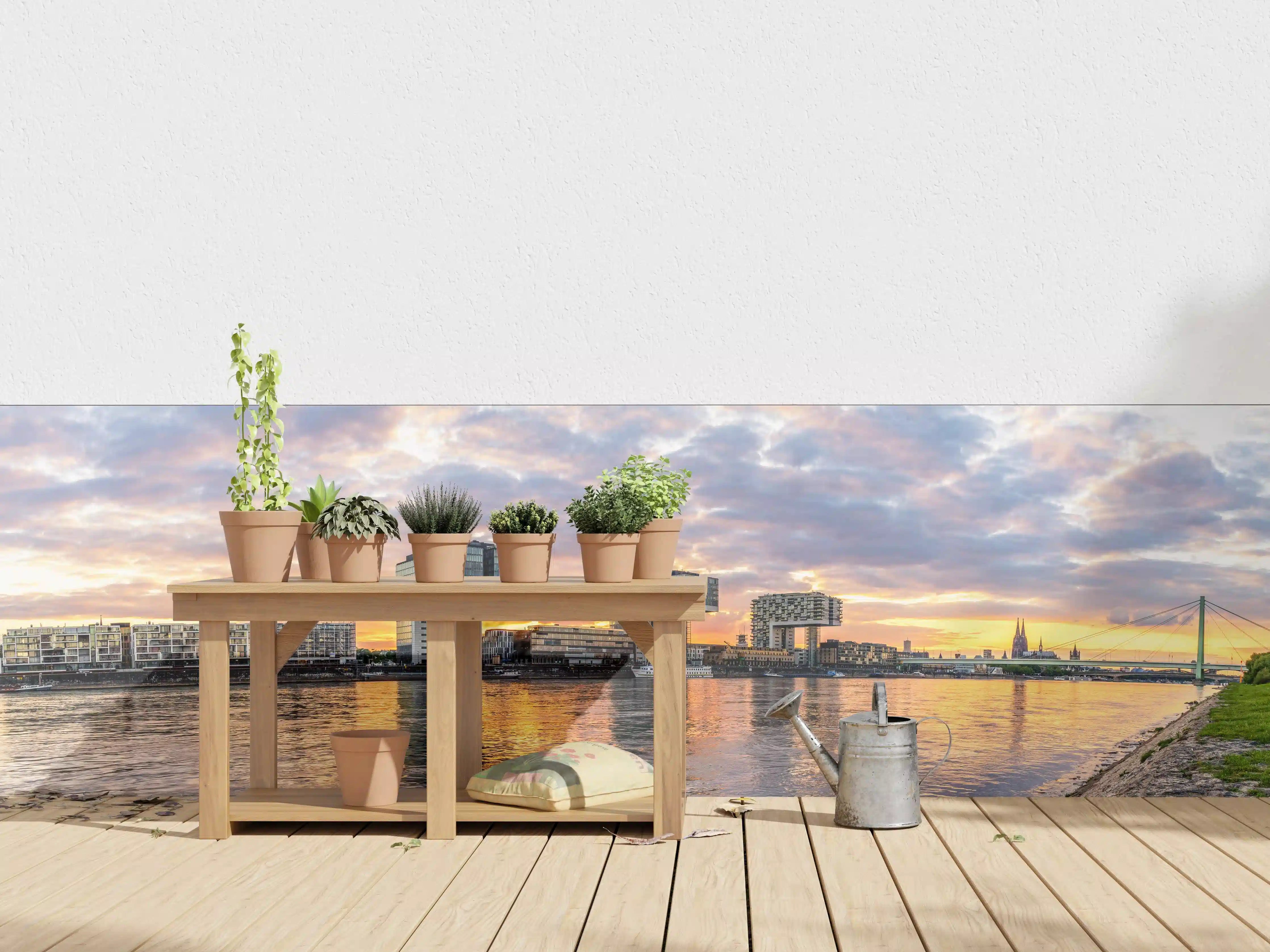 Wandverkleidung außen - Skyline Köln mit Krankenhäuser