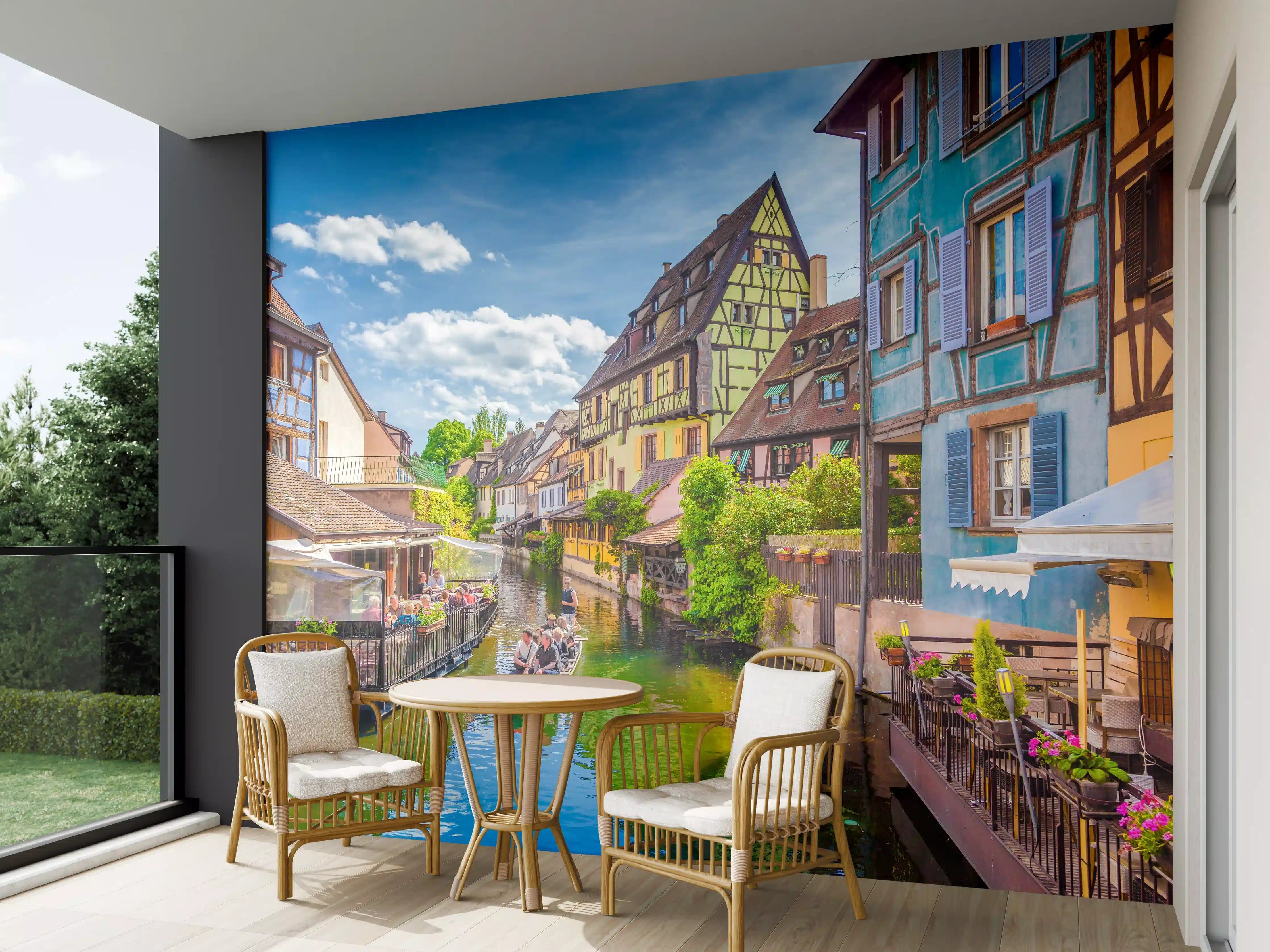 Wandverkleidung außen - Sonnige Bootstour Colmar