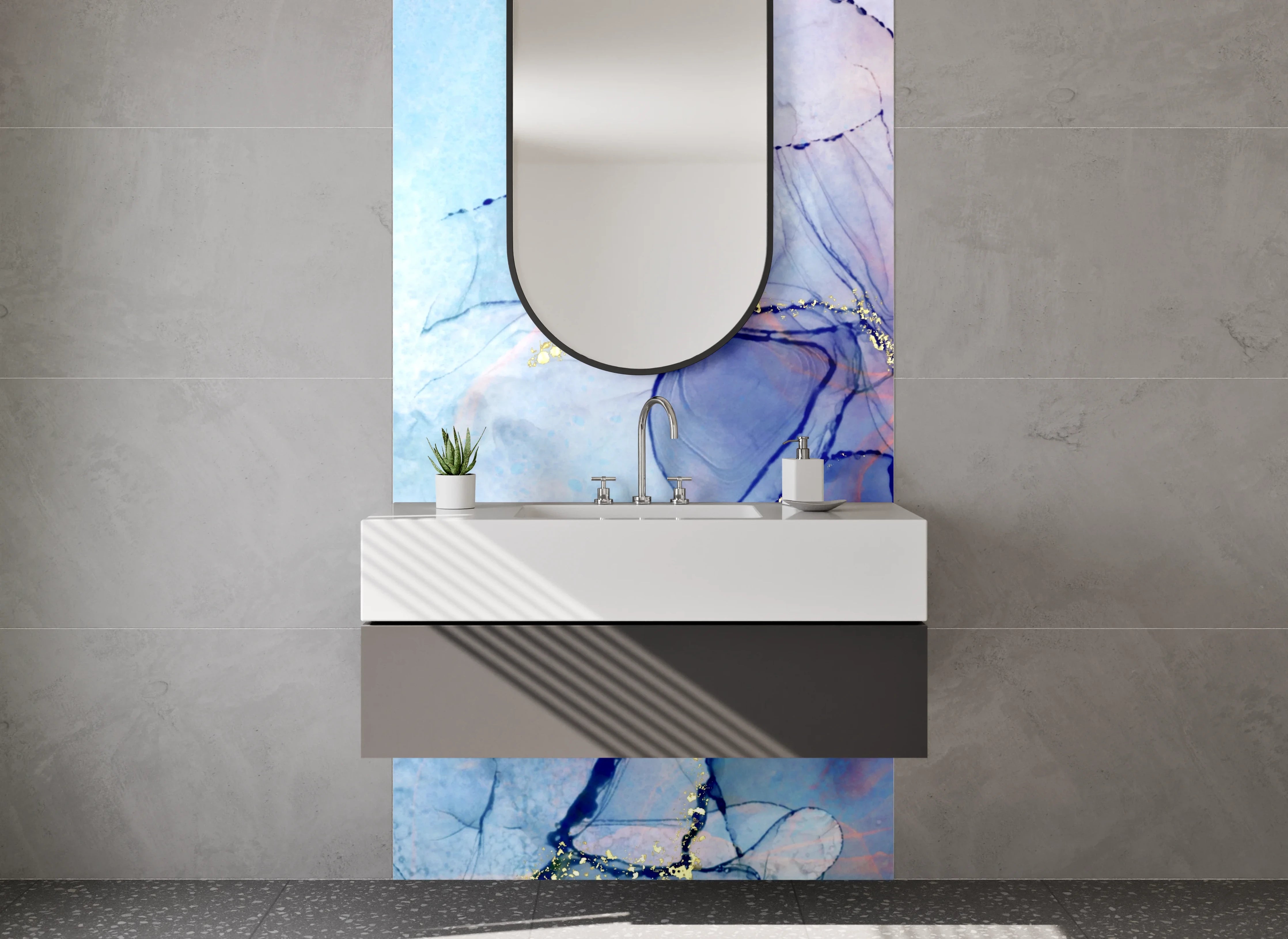 Waschbecken-Rückwand - Abstrakte Aquarellkunst in Blau und Lila