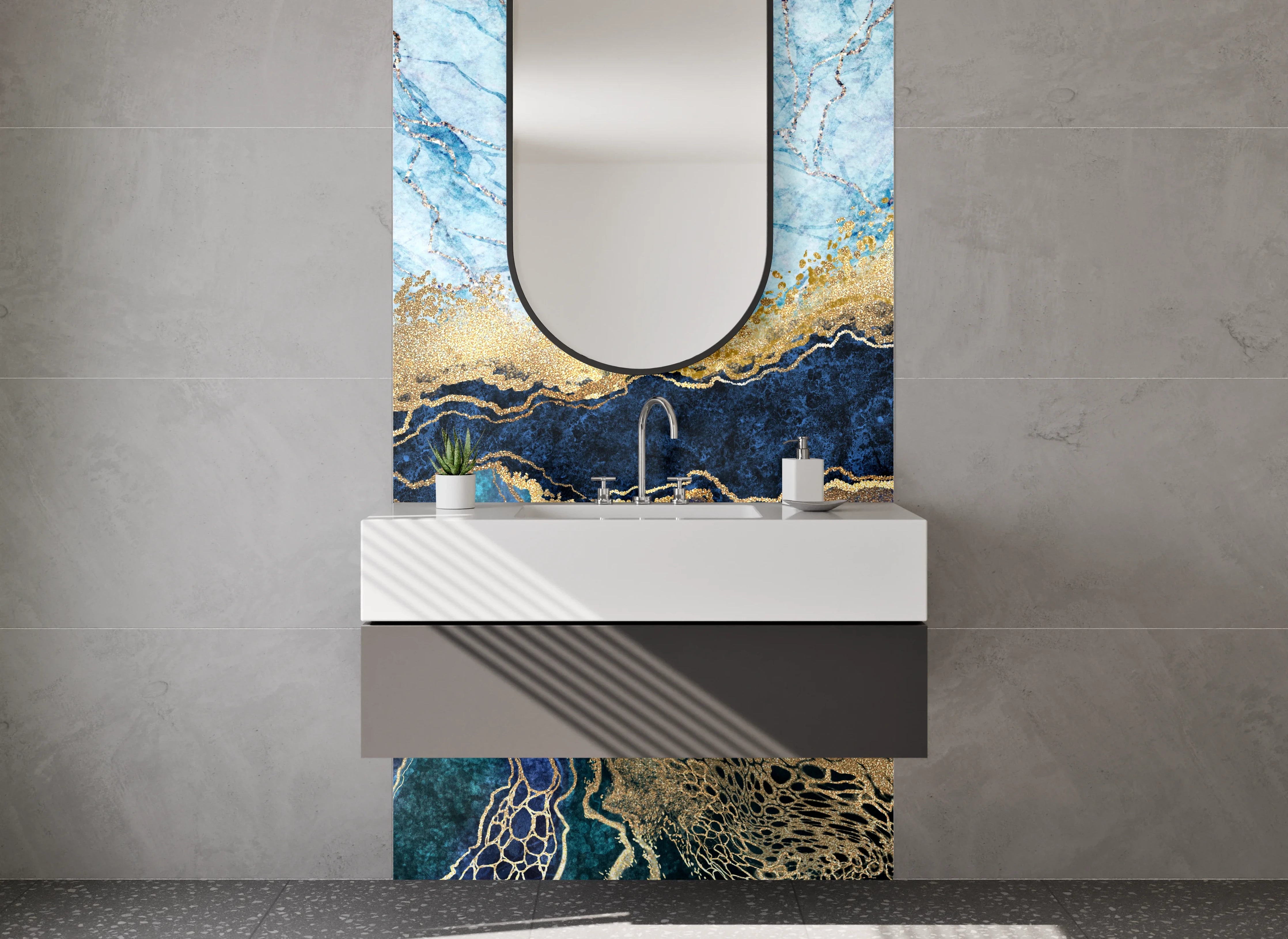 Waschbecken-Rückwand - Abstrakter Marmor mit Goldakzenten