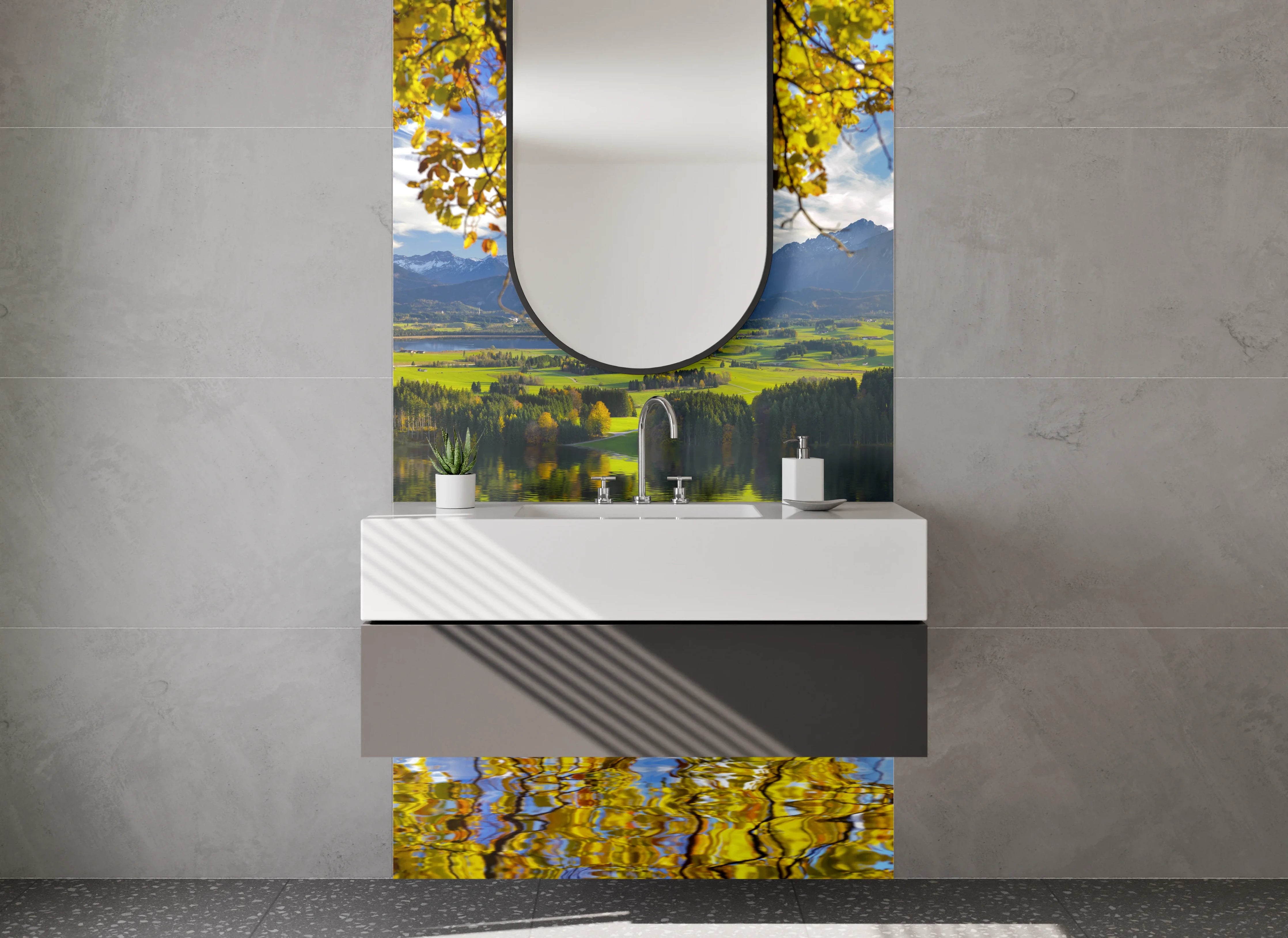 Waschbecken-Rückwand - Alpensee Panorama mit Herbstfarben