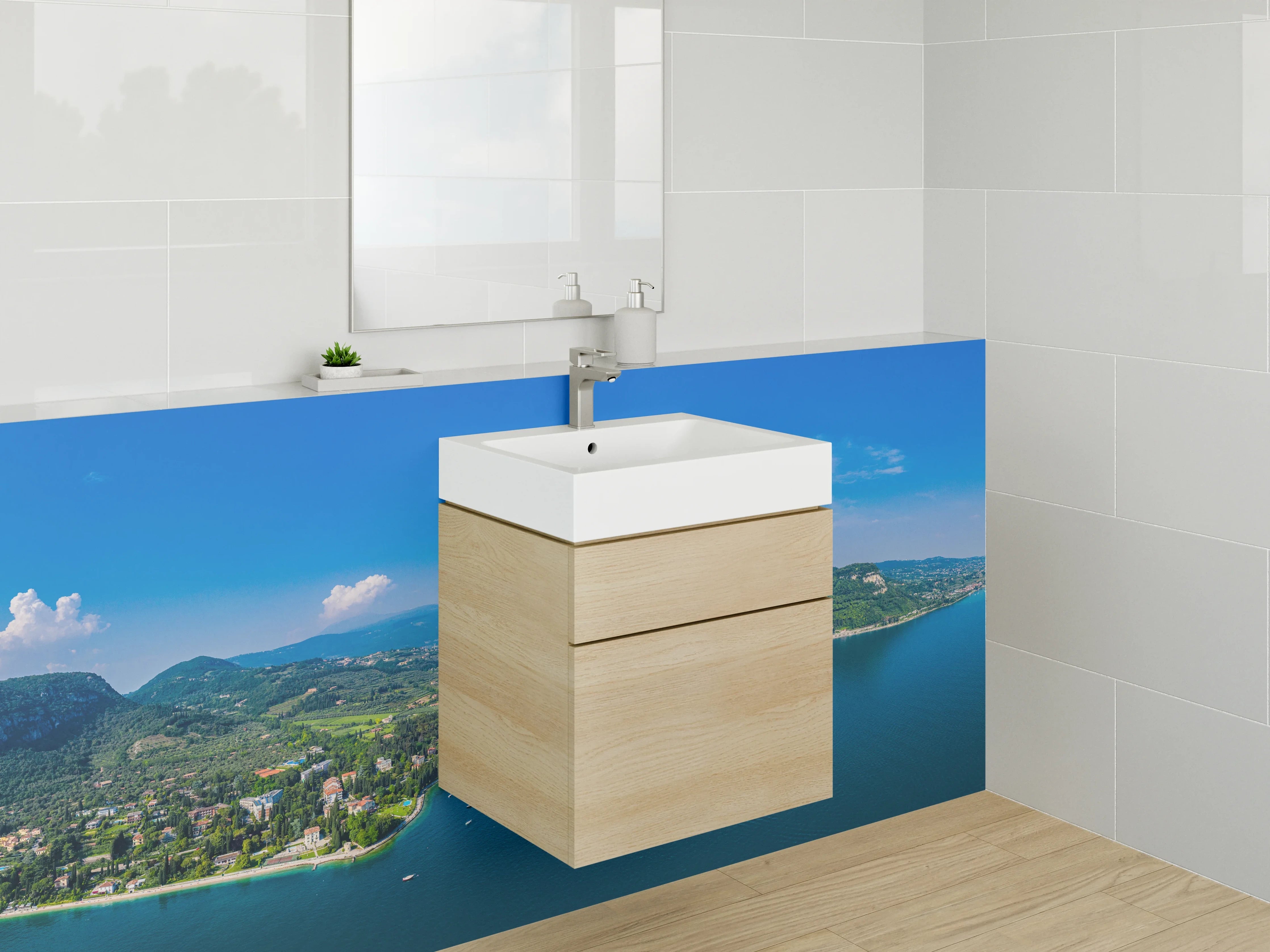 Waschbecken-Rückwand - Bergsee und Küstenlinie bei Sonnenlicht