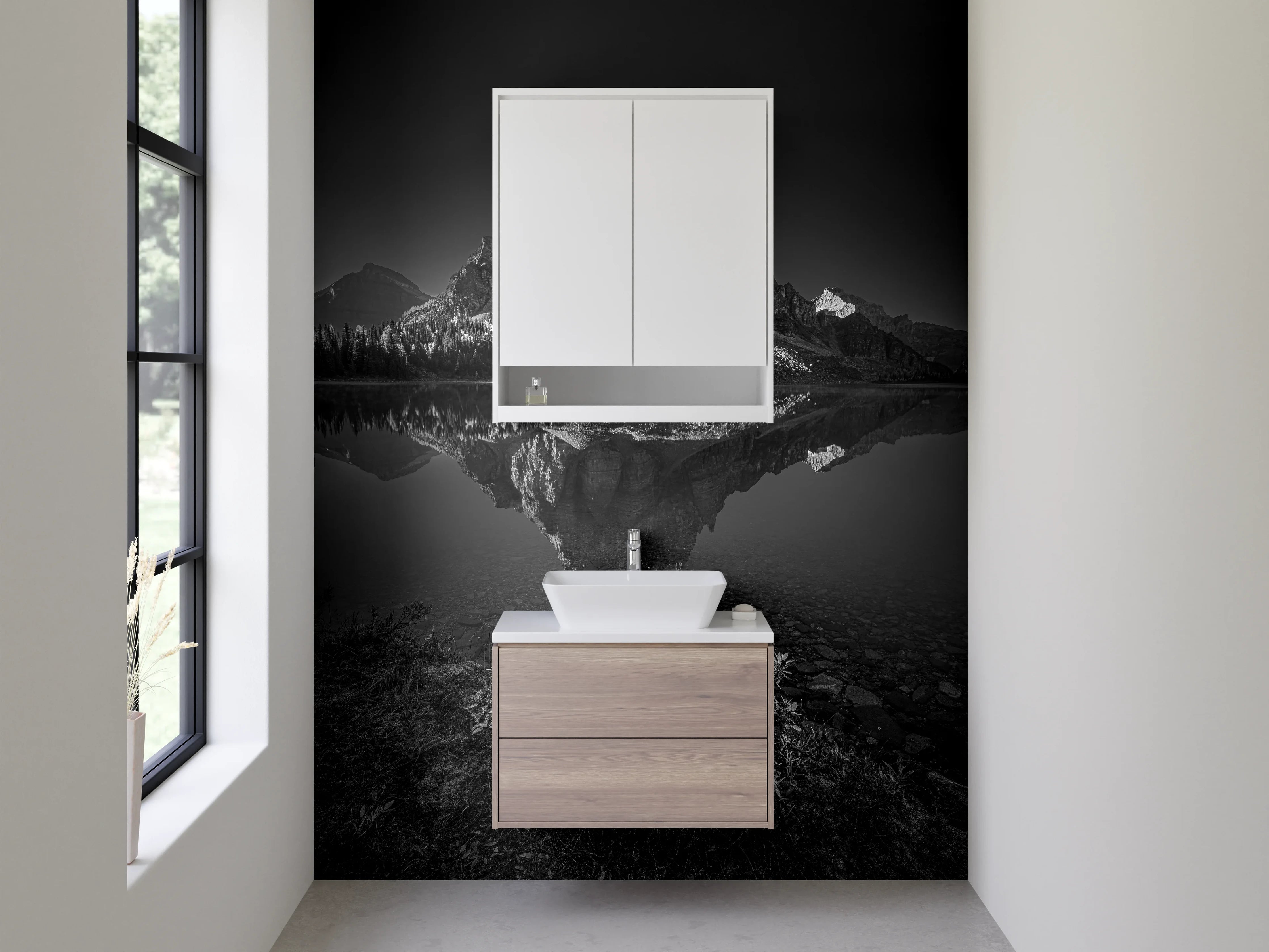 Waschbecken-Rückwand - Dramatische Bergspitze im Schwarz-Weiß-Look