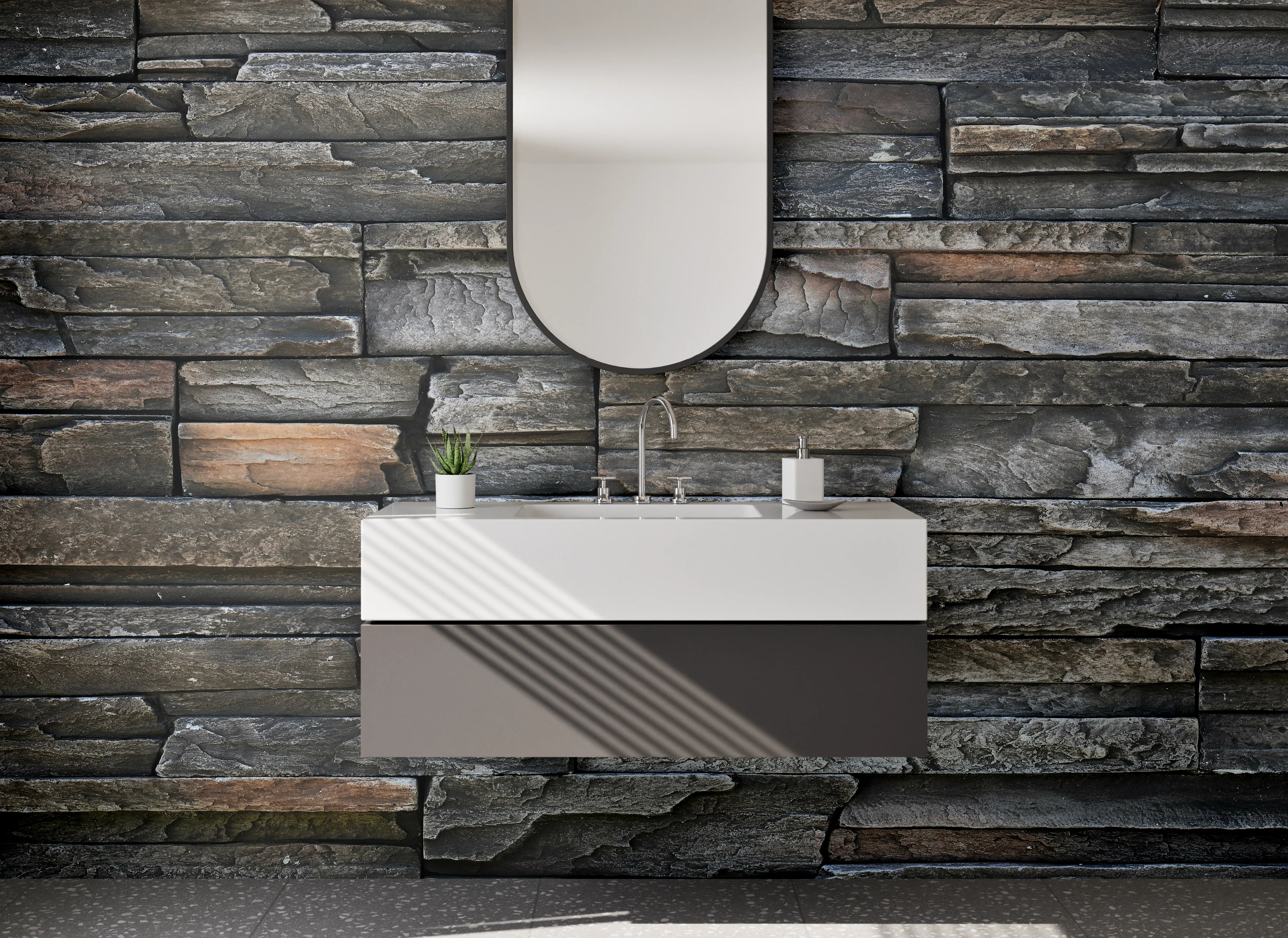 Waschbecken-Rückwand - Dunkle Natursteinmauer