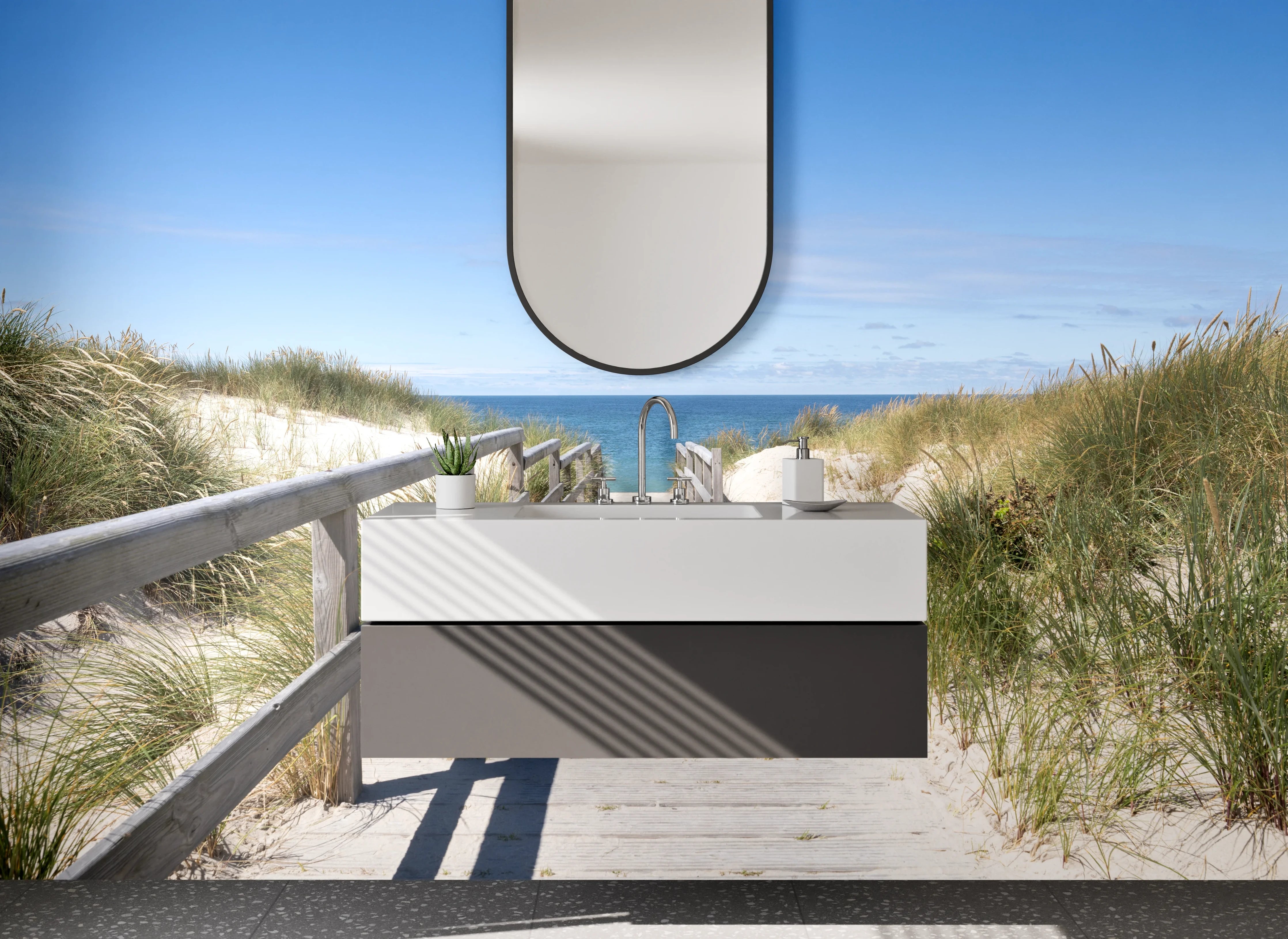 Waschbecken-Rückwand - Grauer Strandpfad am Wasser