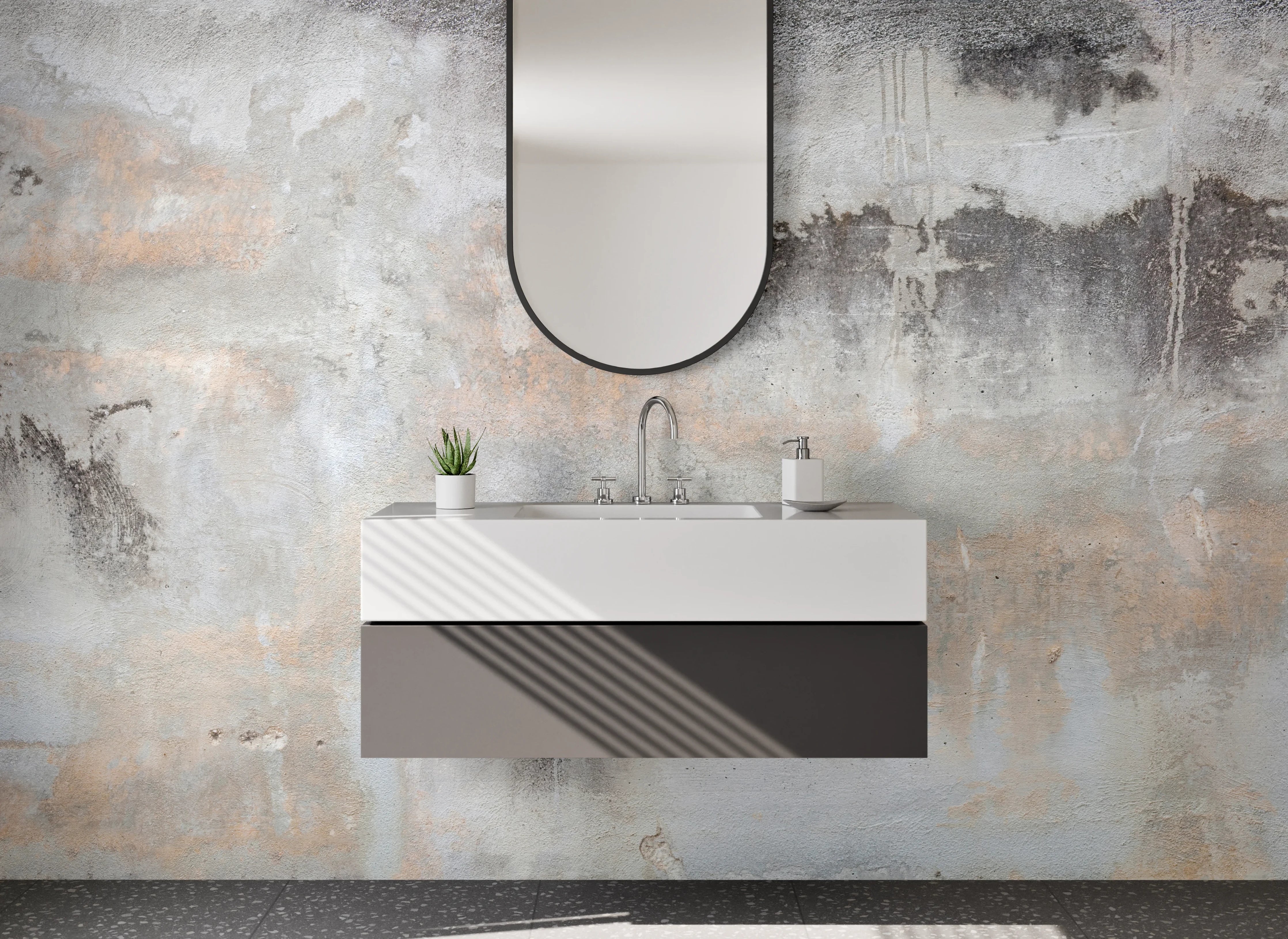 Waschbecken-Rückwand - Grauschimmer auf weißer Marmorfläche