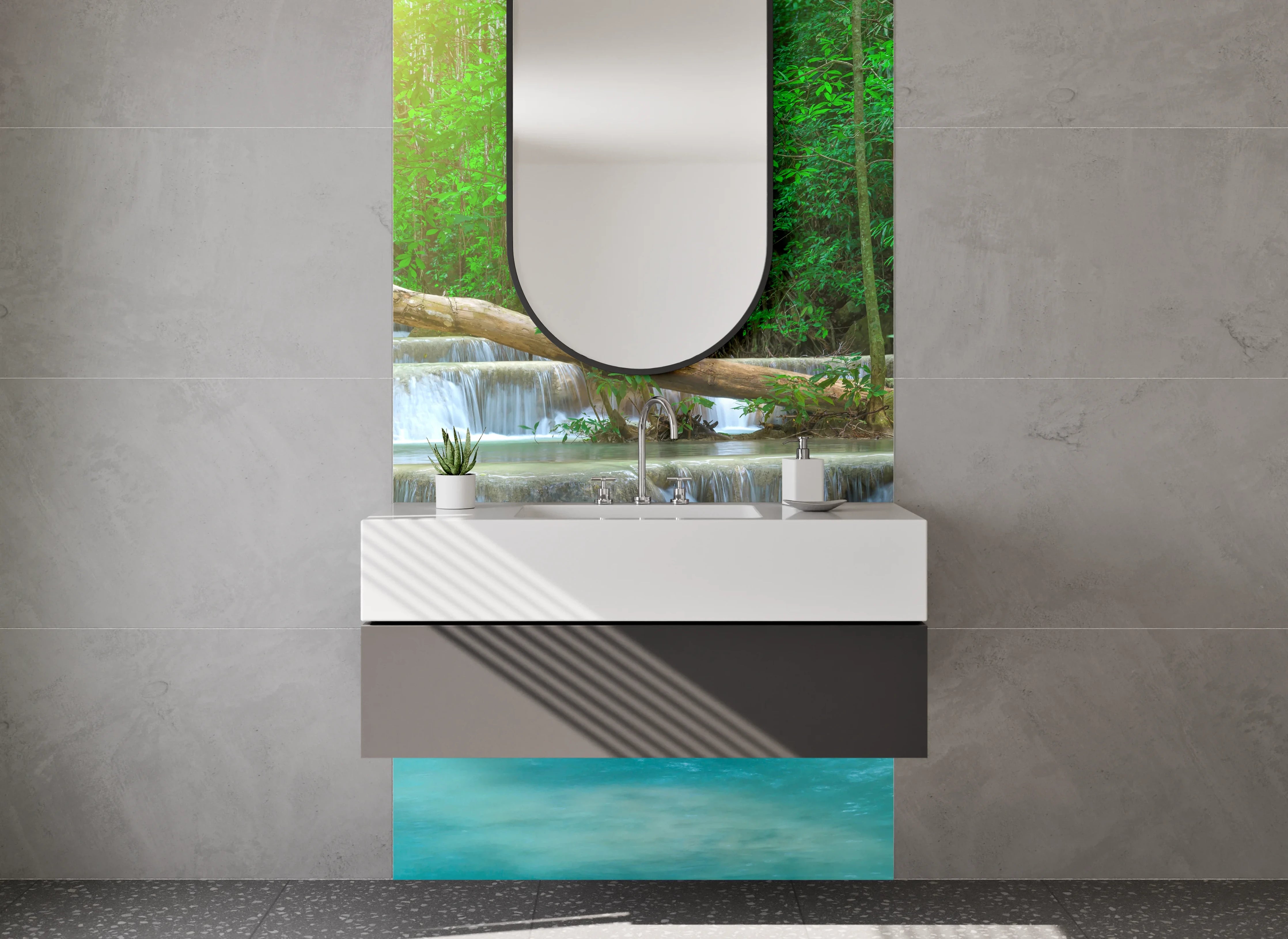 Waschbecken-Rückwand - Grauschimmer über weißem Dschungelwasserfall