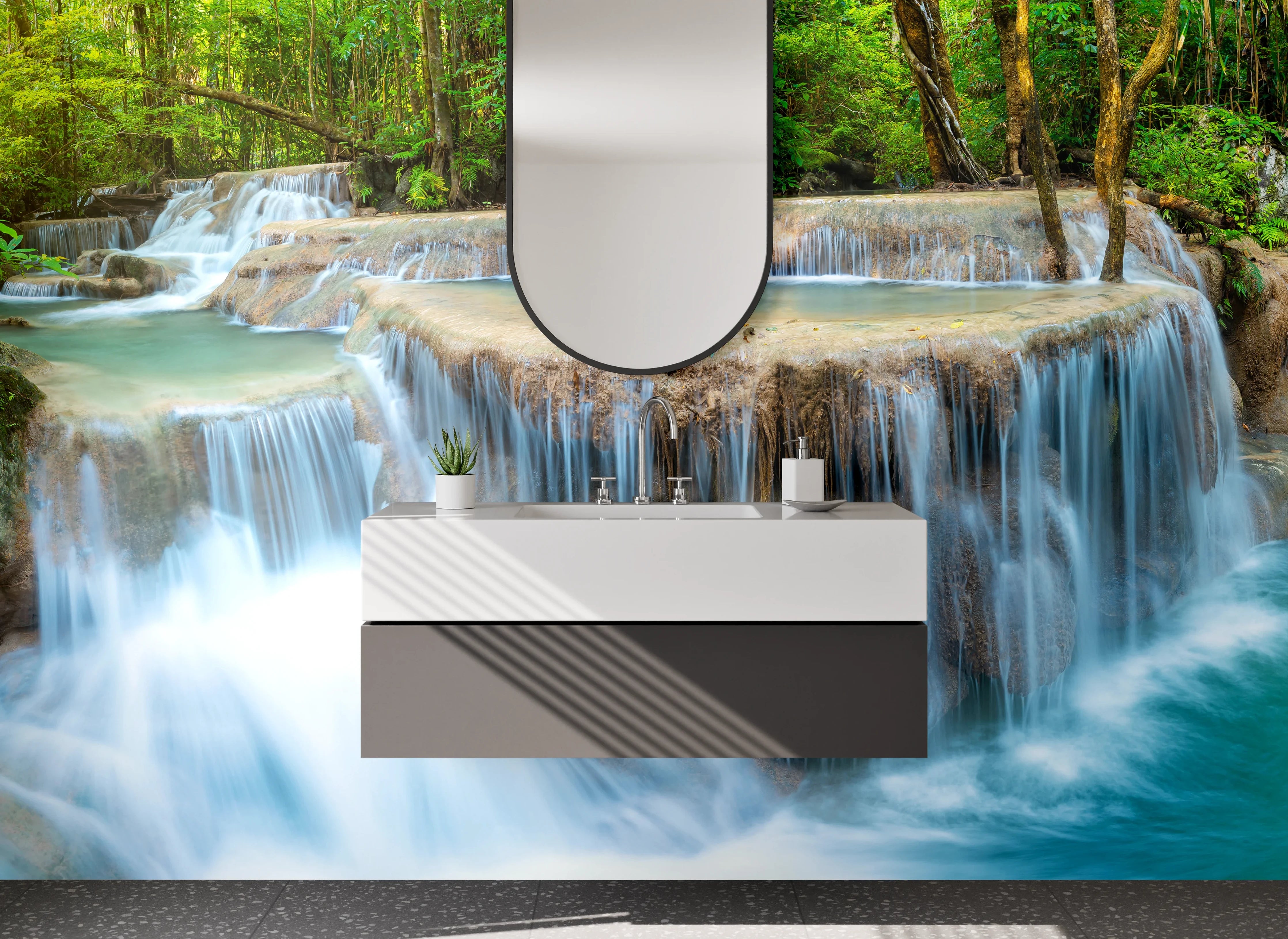 Waschbecken-Rückwand - Grauschimmernde Wasserperlen im Urwald