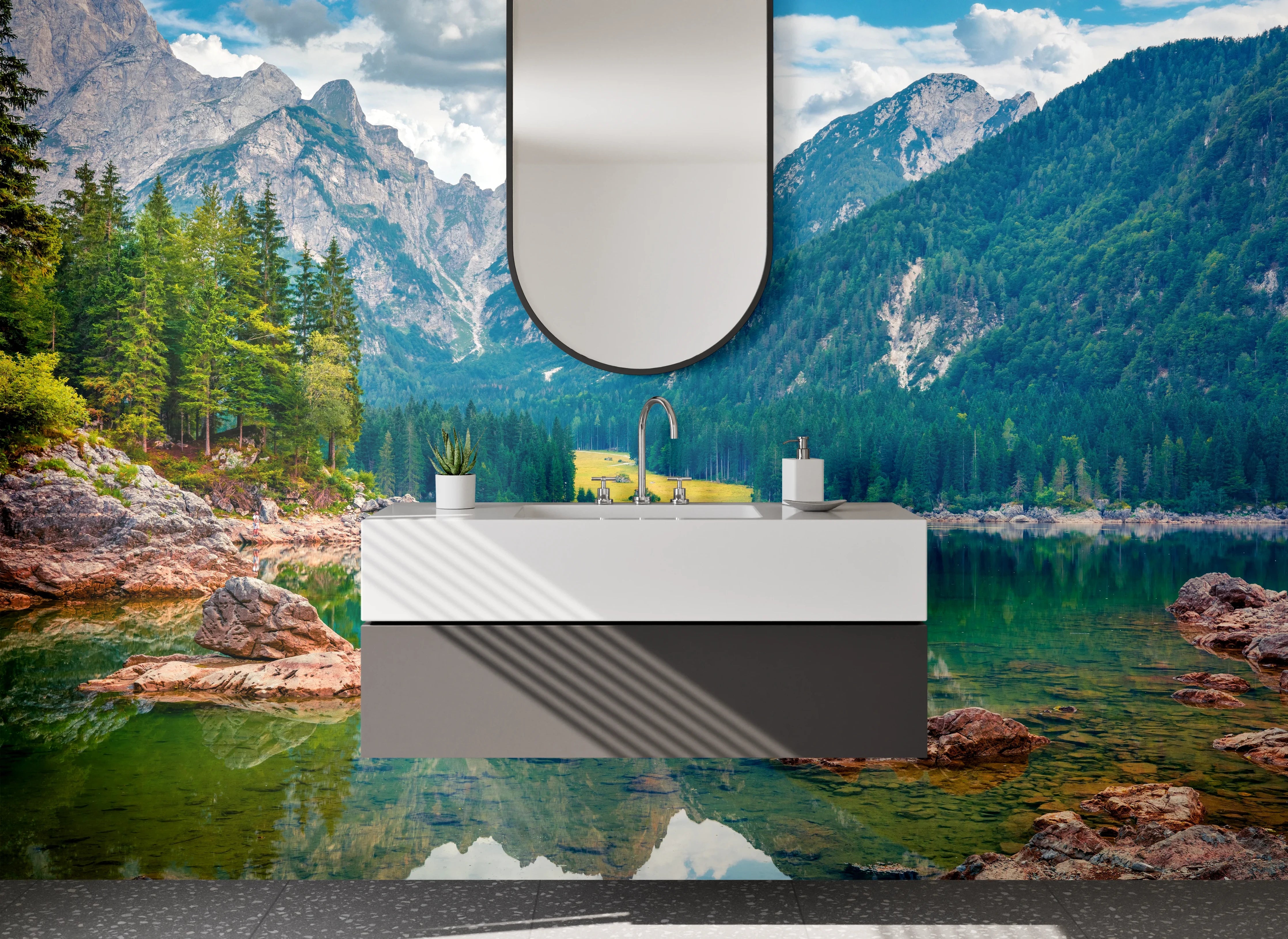 Waschbecken-Rückwand - Grauweißer Bergsee im Nebel