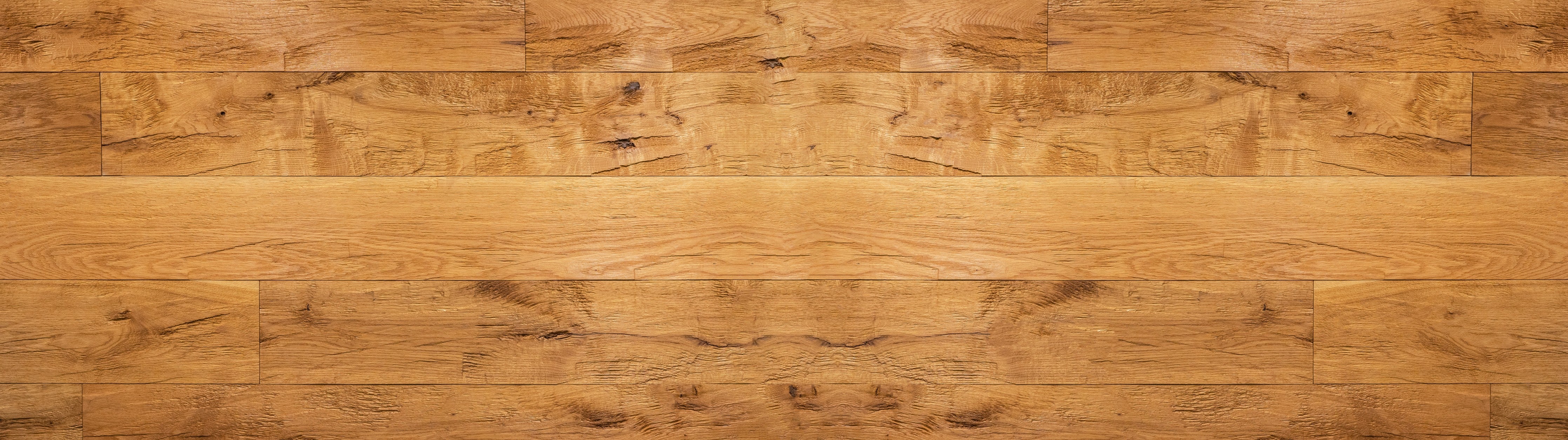 Waschbecken-Rückwand-Holzoptik Fliesen – warmer Landhausstil