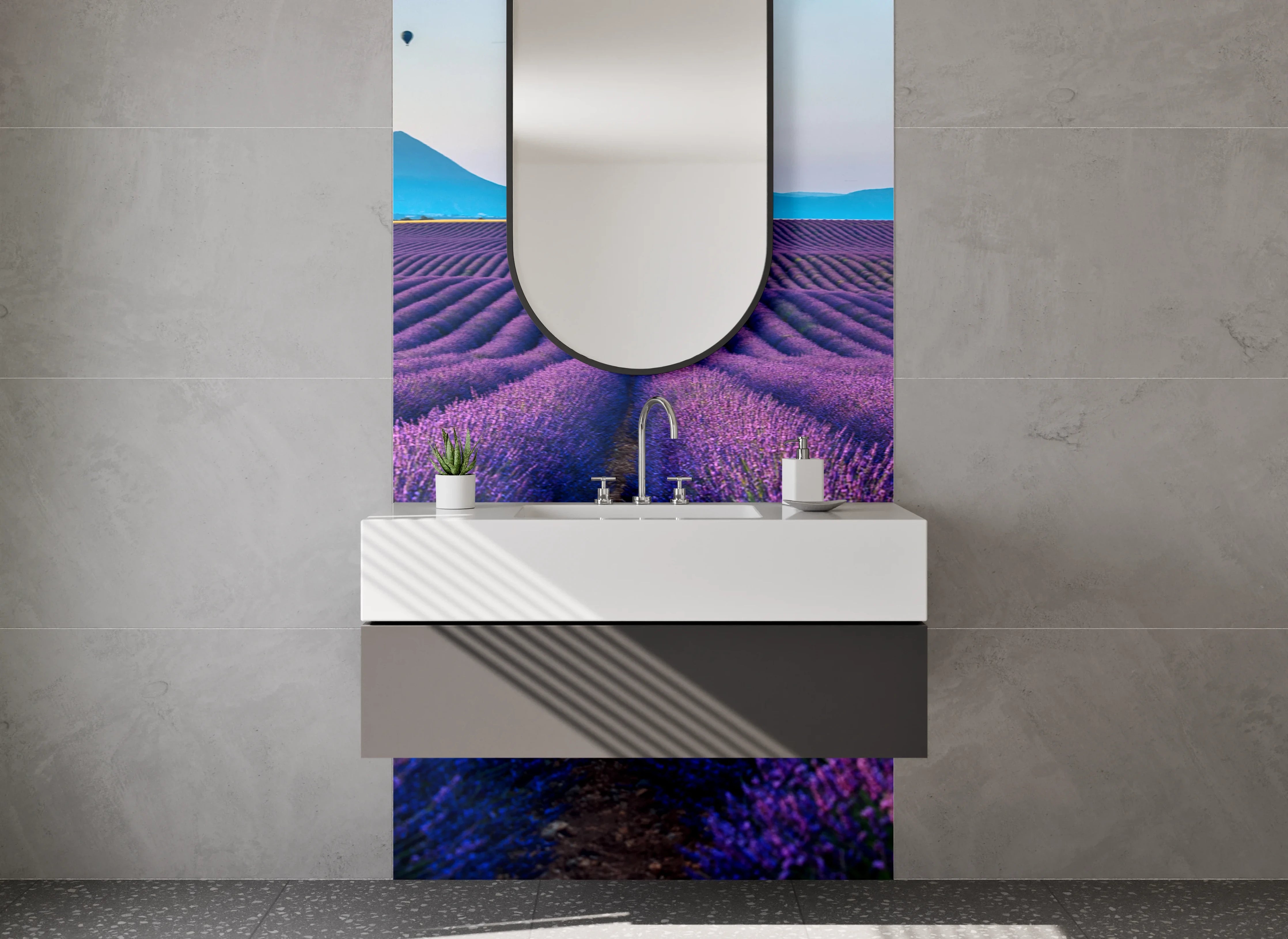 Waschbecken-Rückwand - Lavendelfeld Provence mit Berghütte