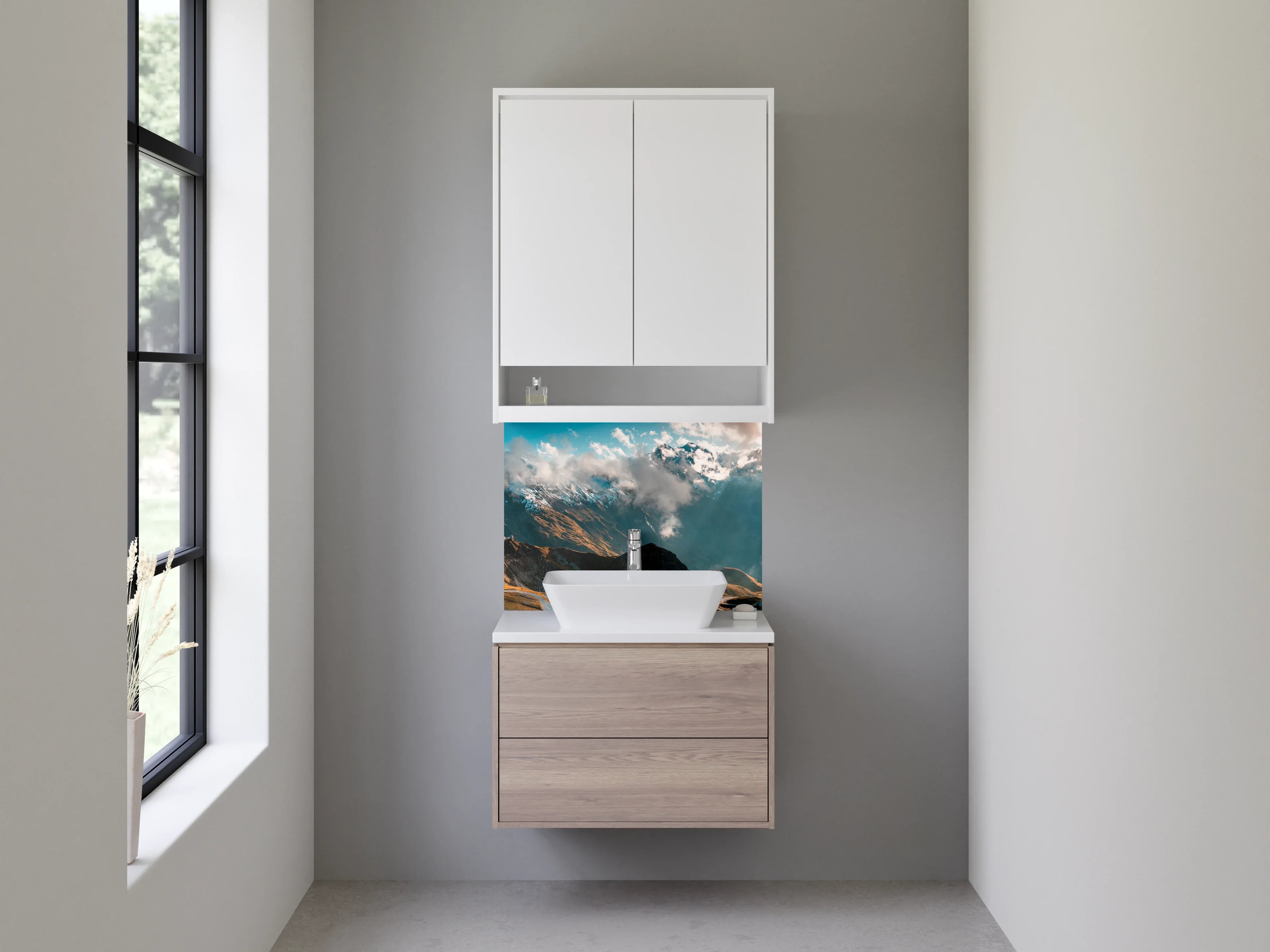 Waschbecken-Rückwand - Majestätische Berglandschaft mit Wolken und Sonnenstrahlen