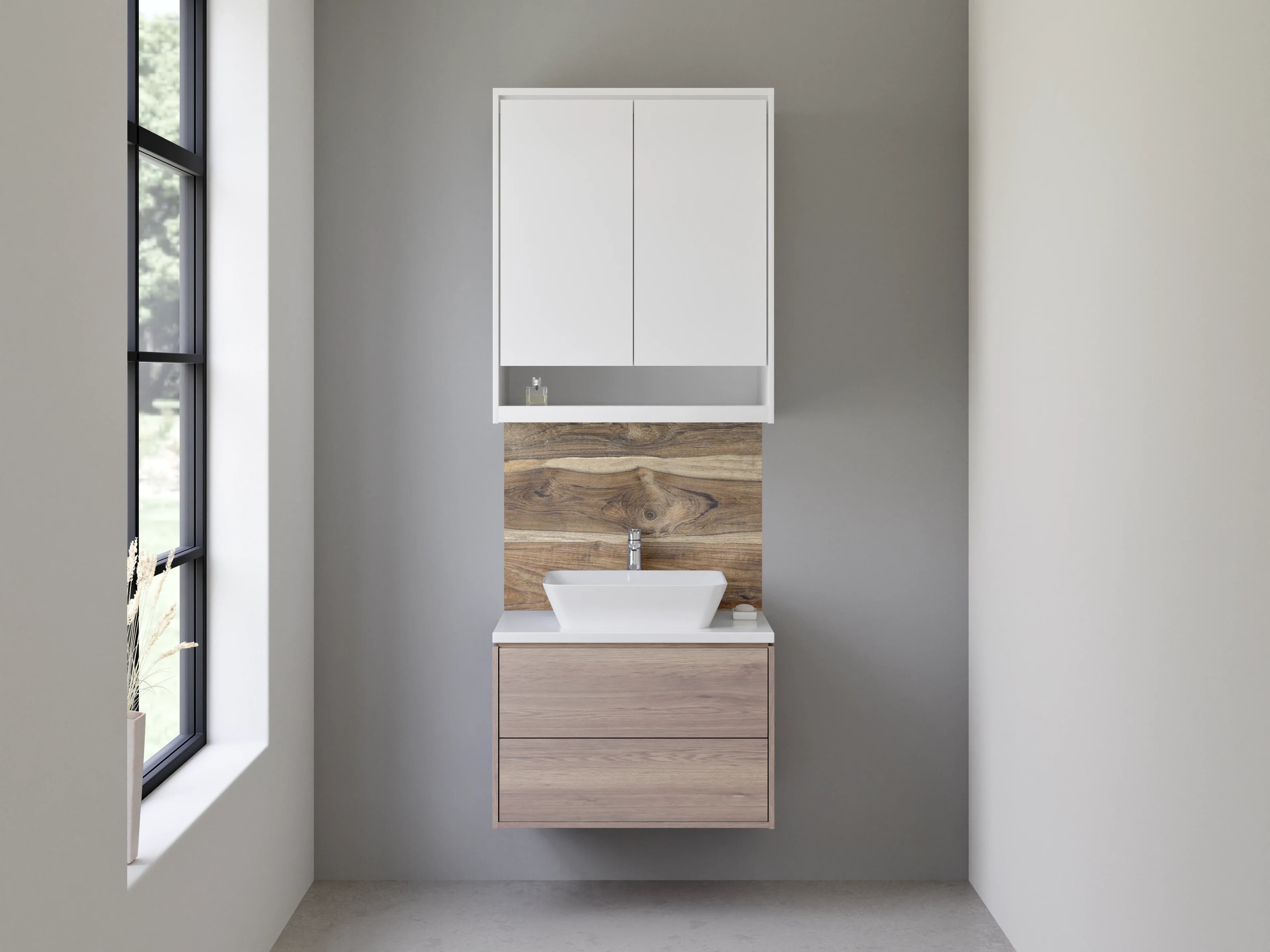 Waschbecken-Rückwand - Naturbelassene Holzmaserung in warmen Brauntönen