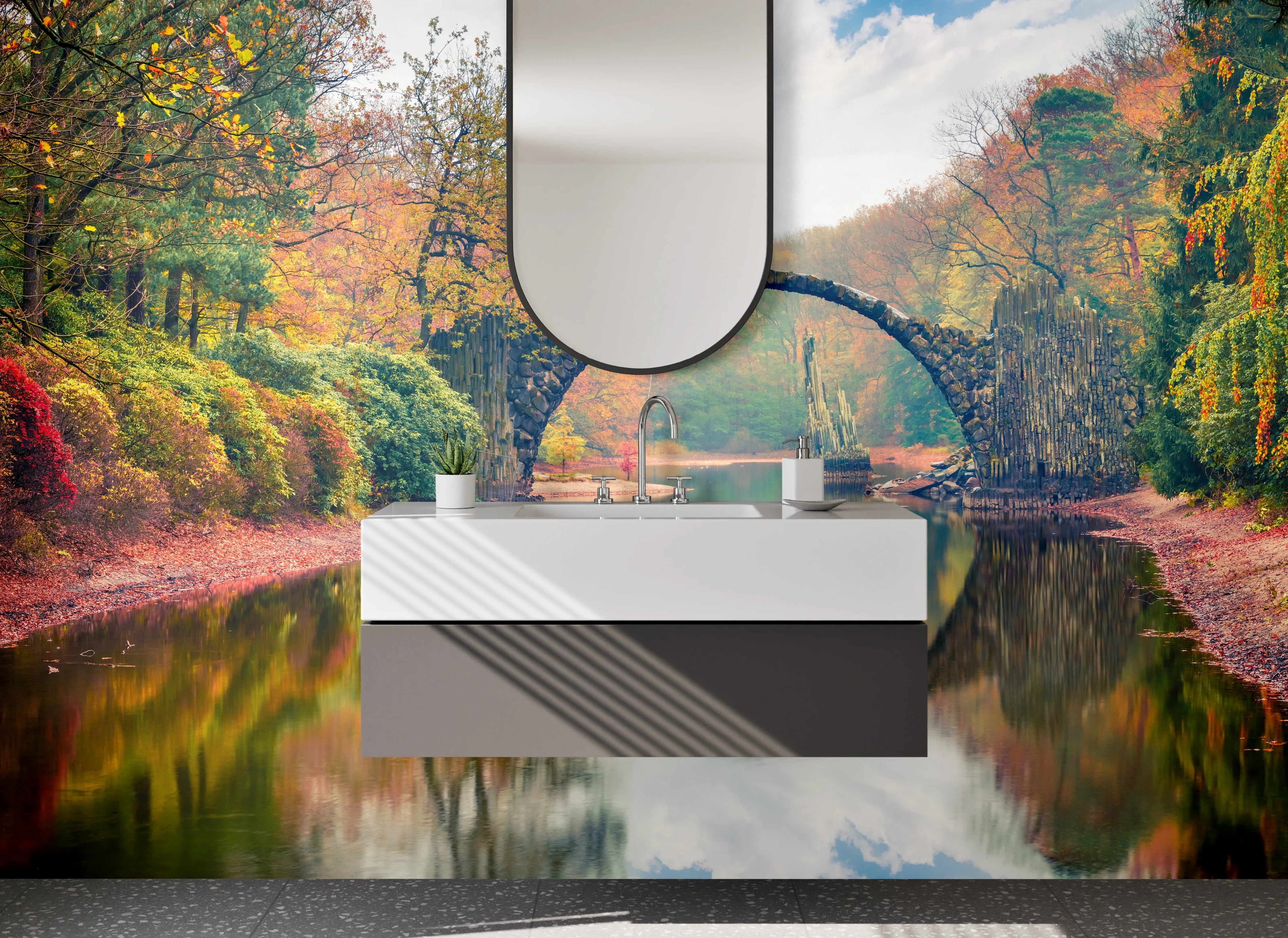 Waschbecken-Rückwand - Romantische Steinbrücke im Herbstwald