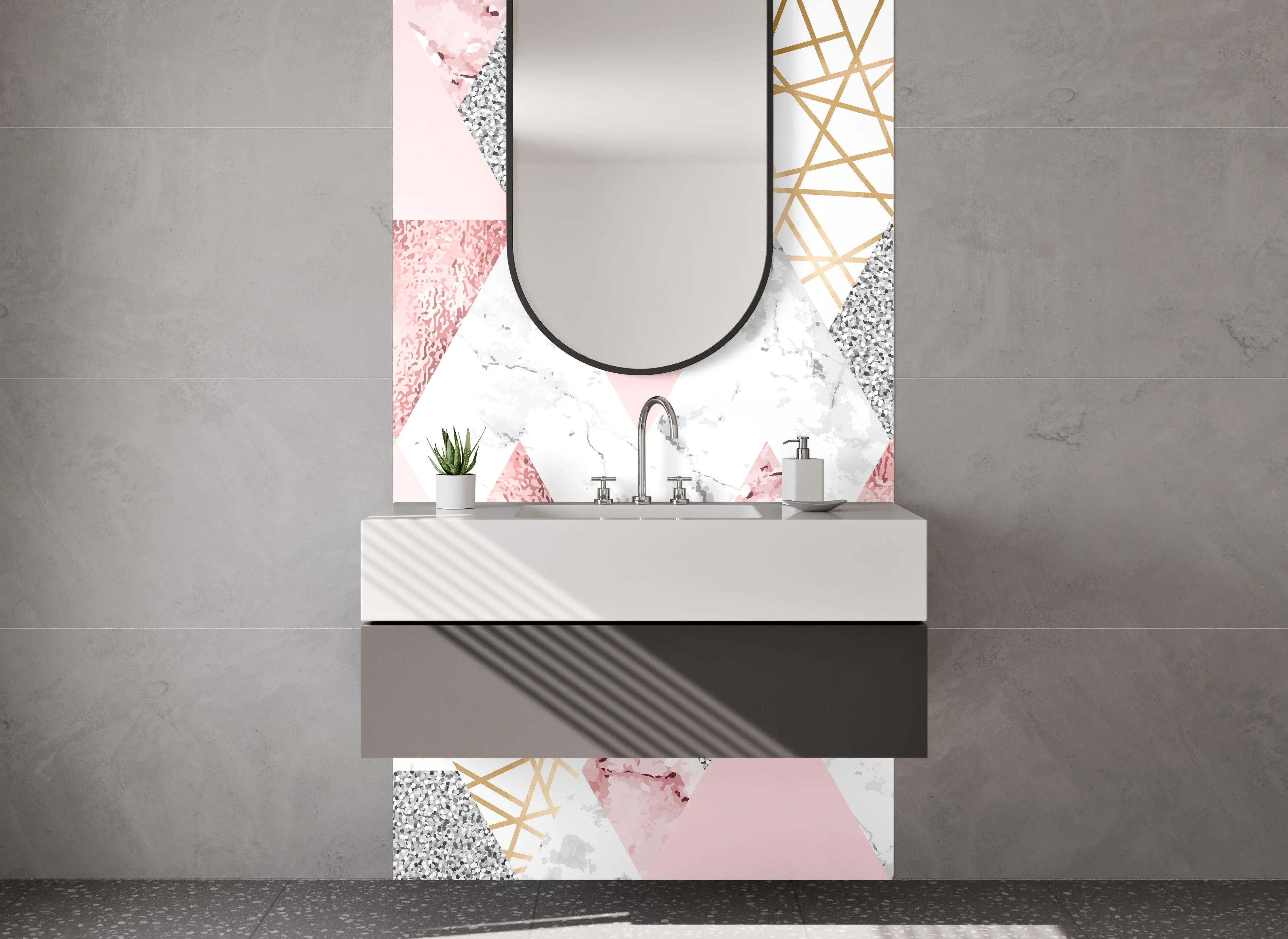Waschbecken-Rückwand - Rosa Marmor Geometrie mit Goldlinien