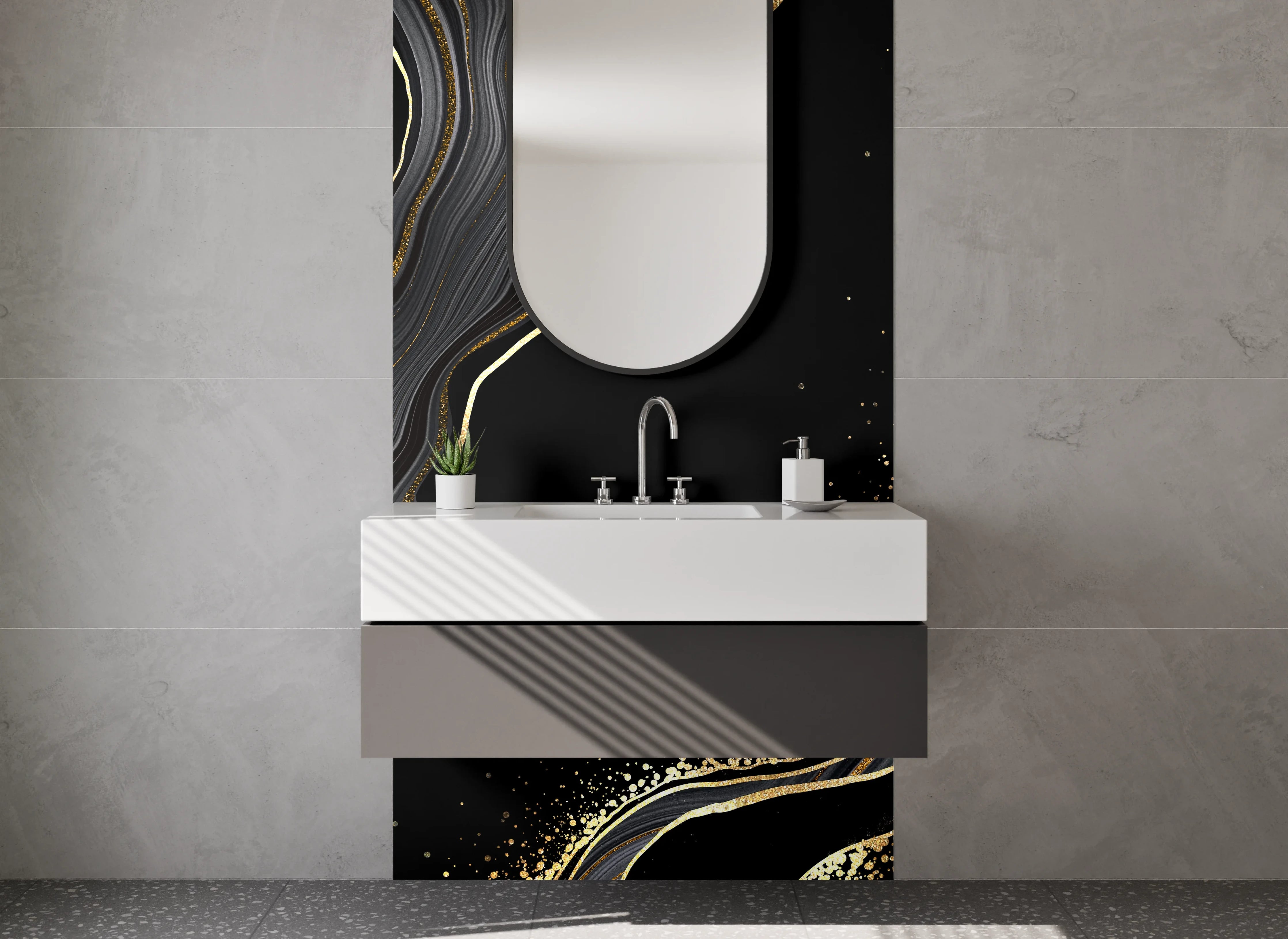 Waschbecken-Rückwand - Schwarze Marmoroptik mit Goldakzent