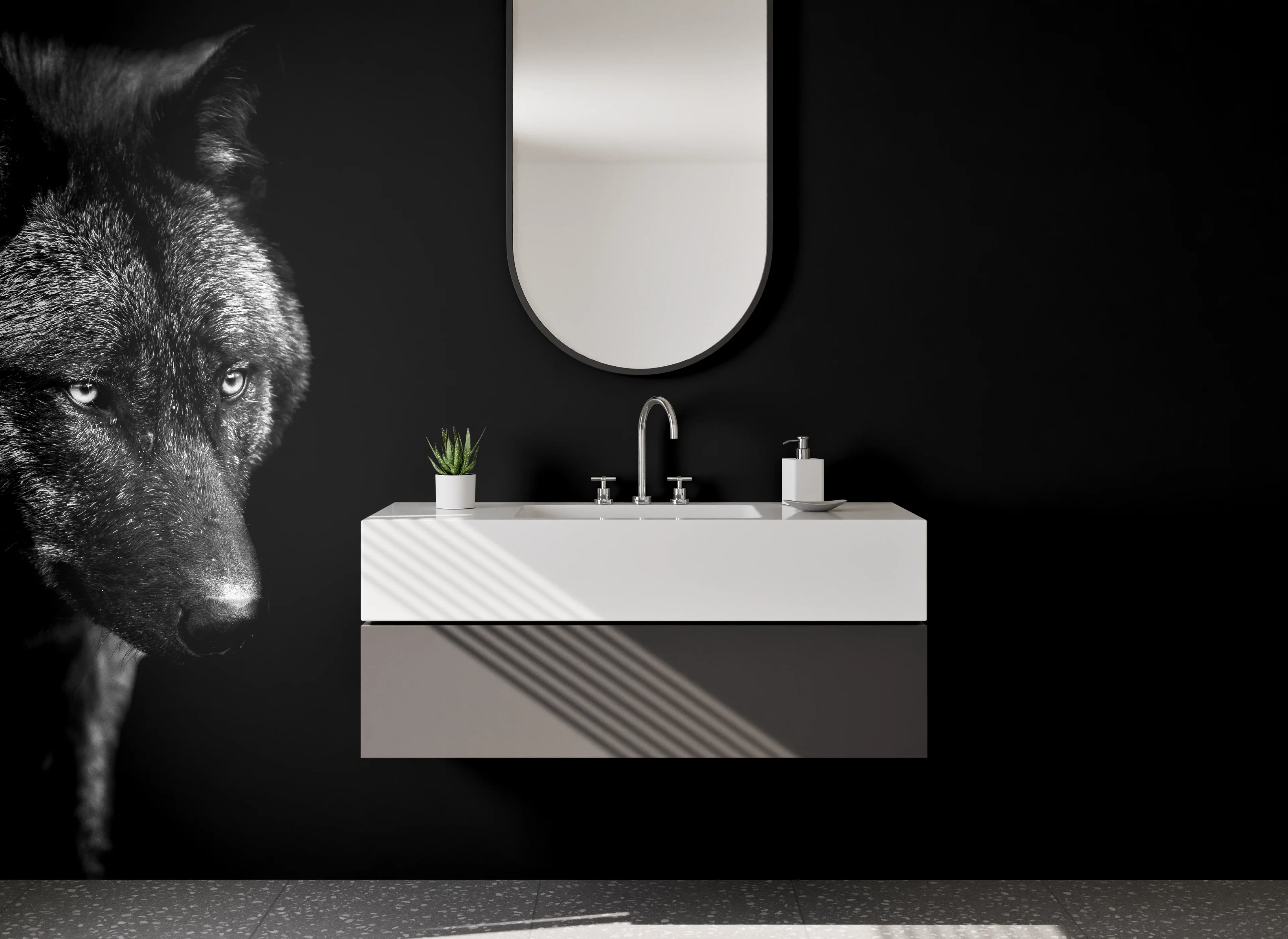 Waschbecken-Rückwand - Schwarzer Wolf im Schatten – Naturbild