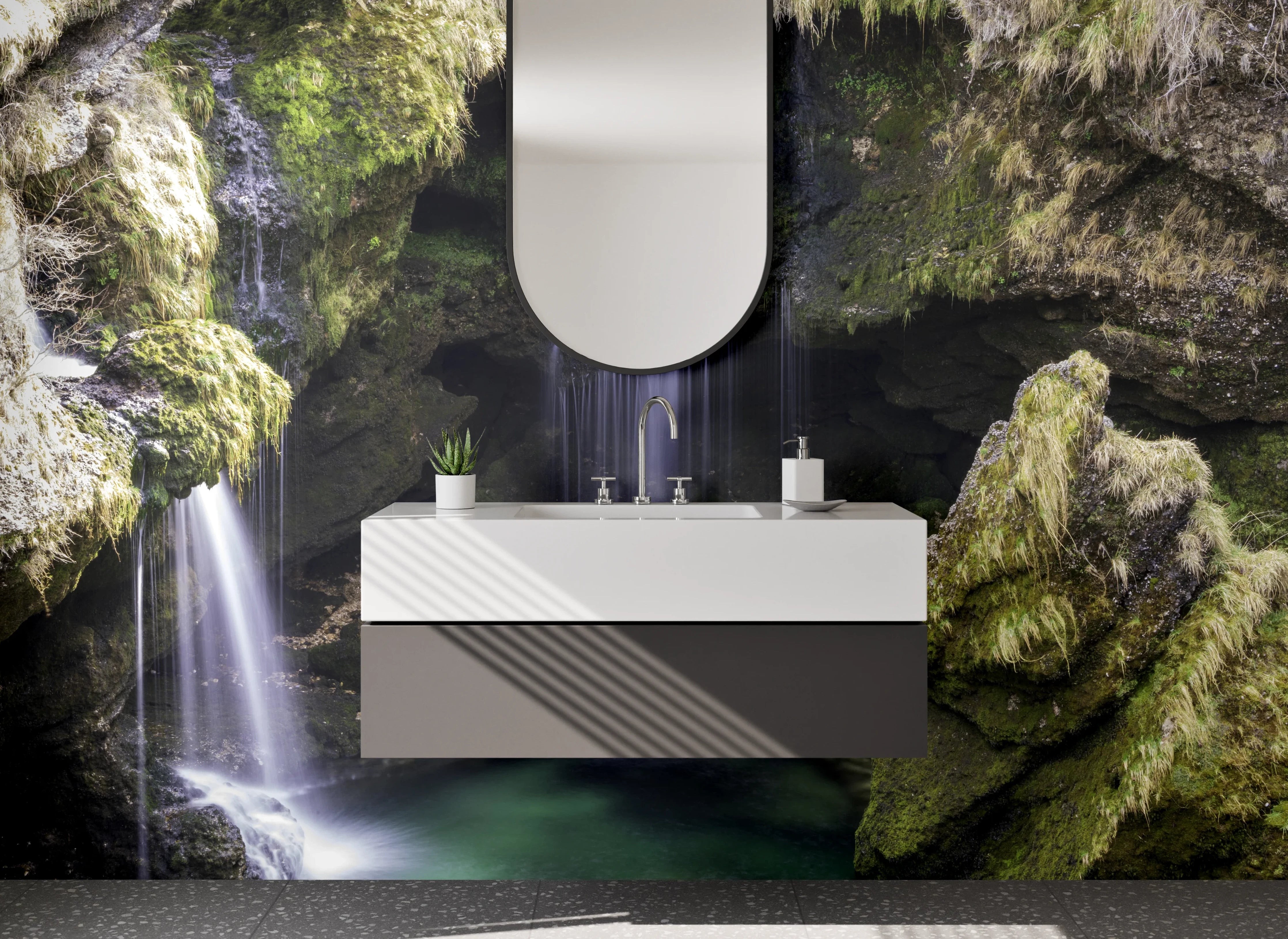 Waschbecken-Rückwand - Silberne Wasserflut im Nebelwald