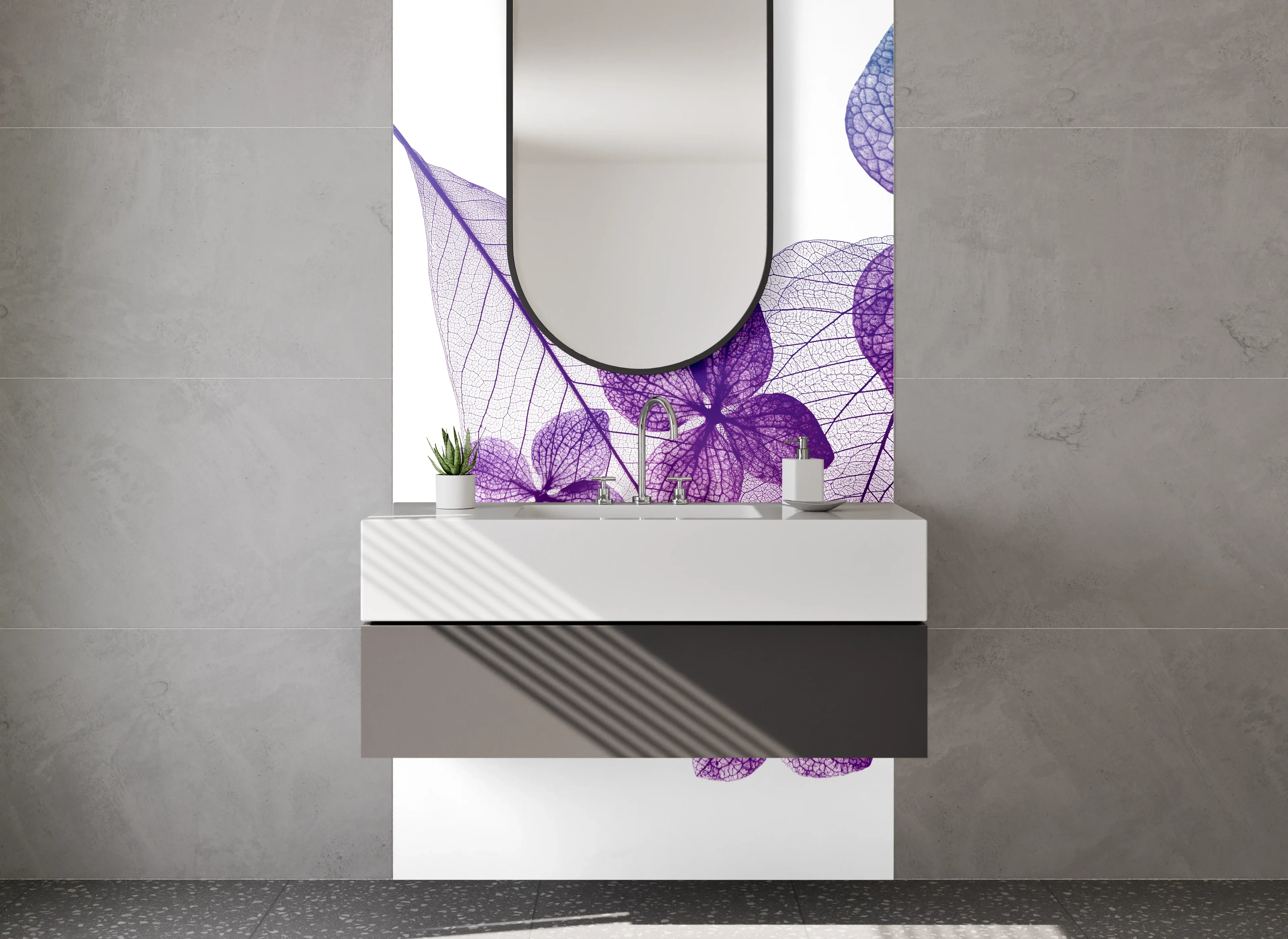 Waschbecken-Rückwand - Transparente Blätter in Violetttönen