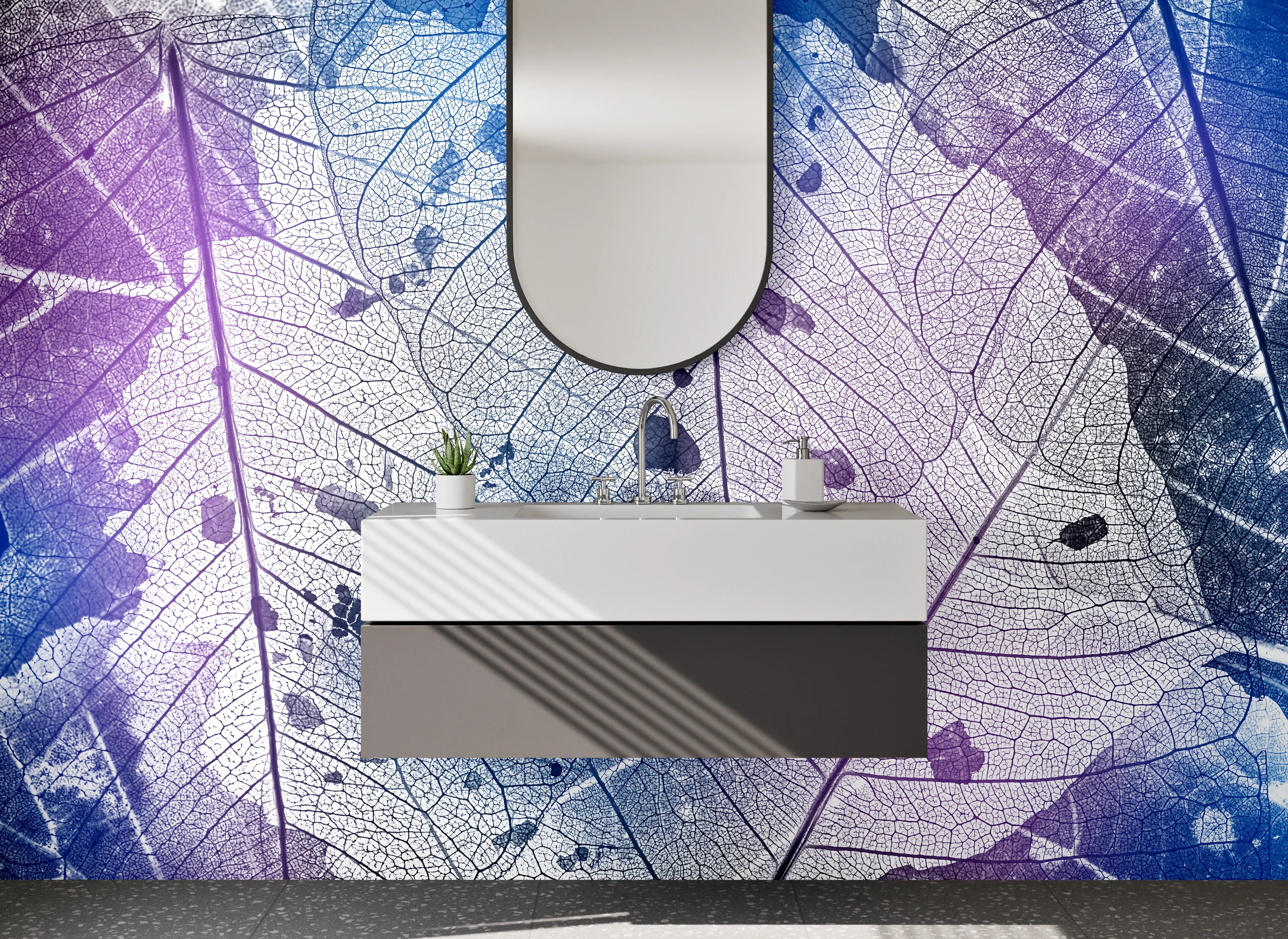 Waschbecken-Rückwand - Transparente Blattstruktur in Blau und Lila