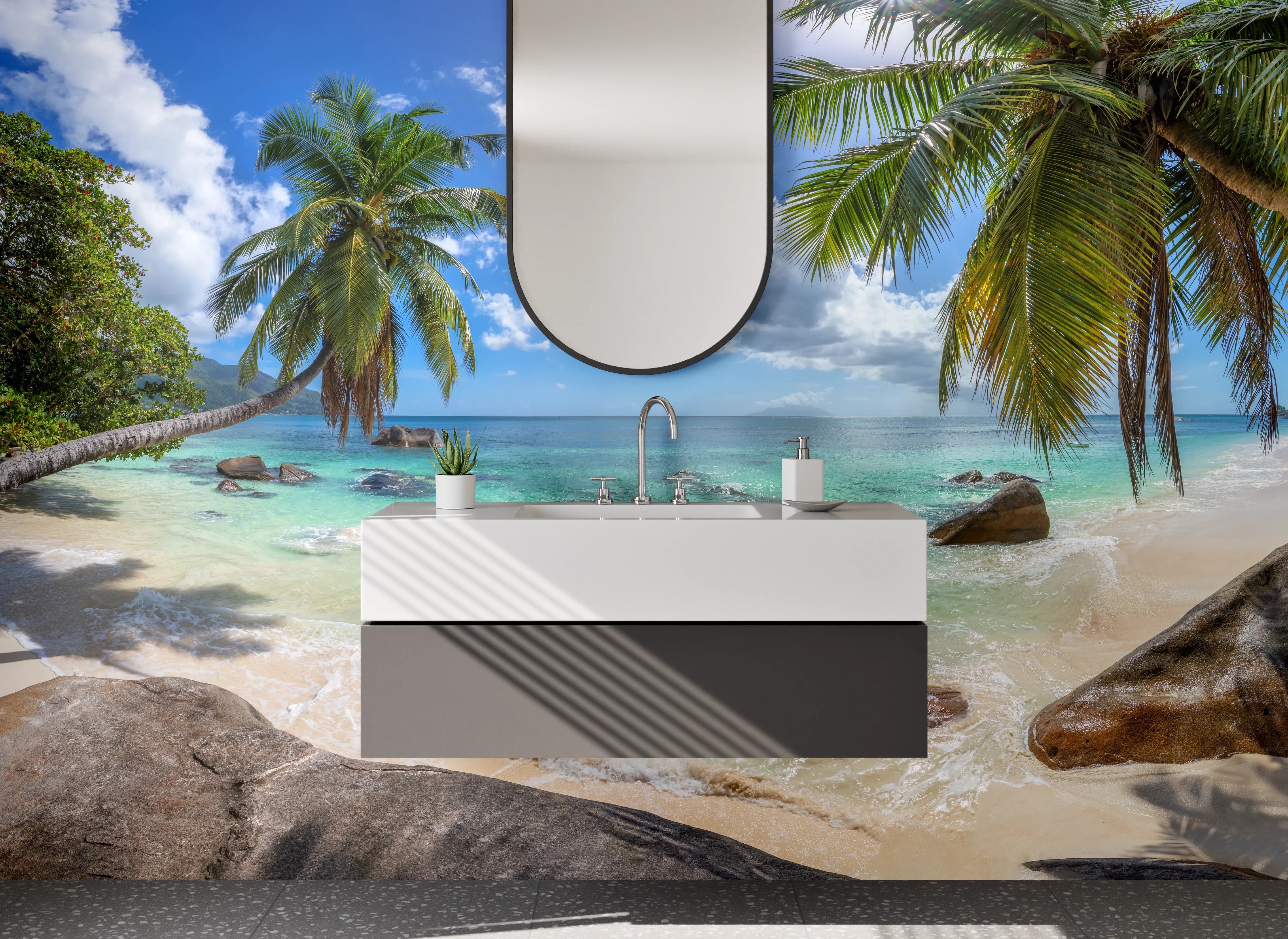 Waschbecken-Rückwand - Traumhafter Strand mit Palmen