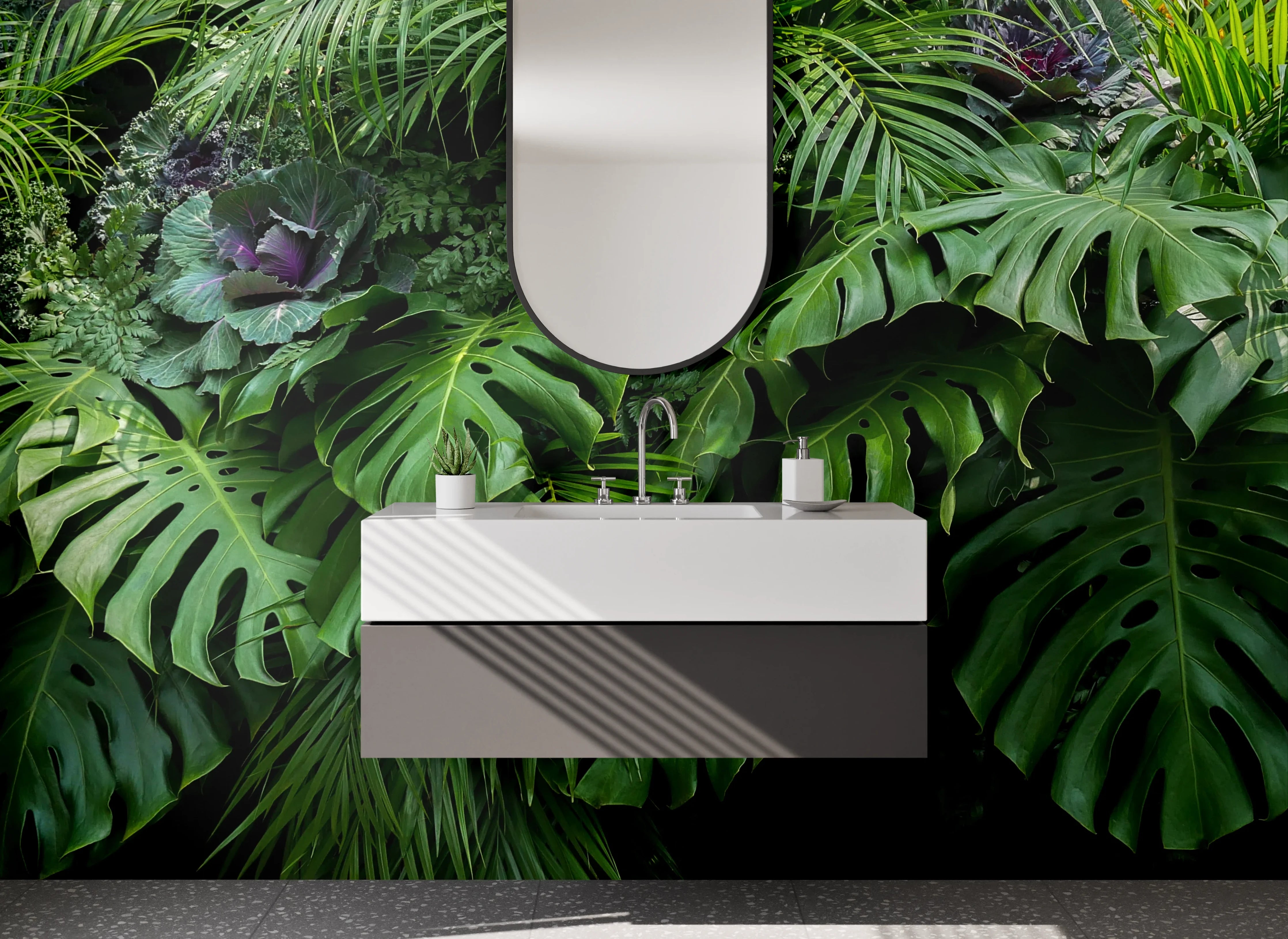 Waschbecken-Rückwand - Tropischer Dschungel mit Monstera-Blättern