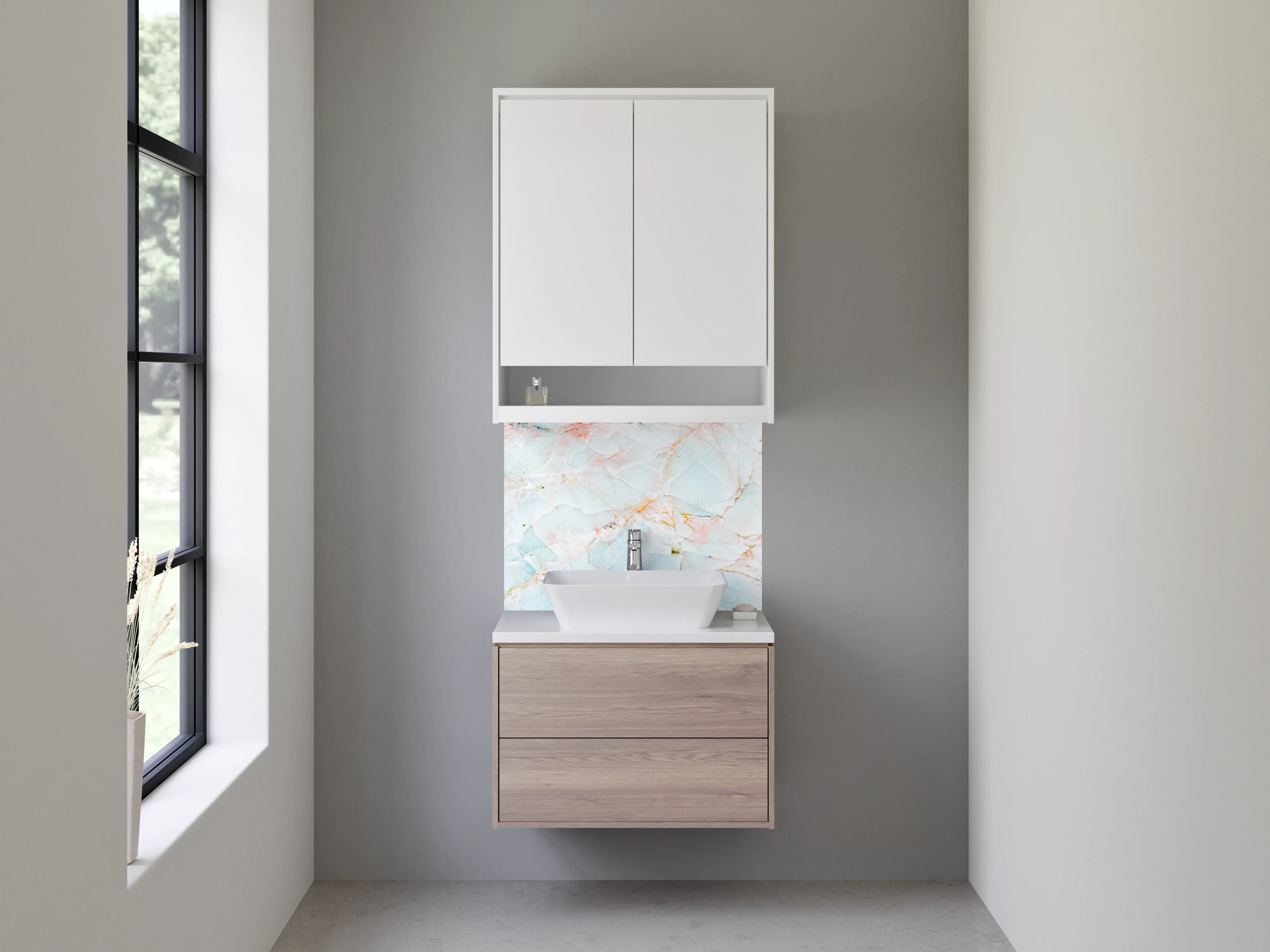 Waschbecken-Rückwand - Weißer Marmor mit Pastell-Akzenten