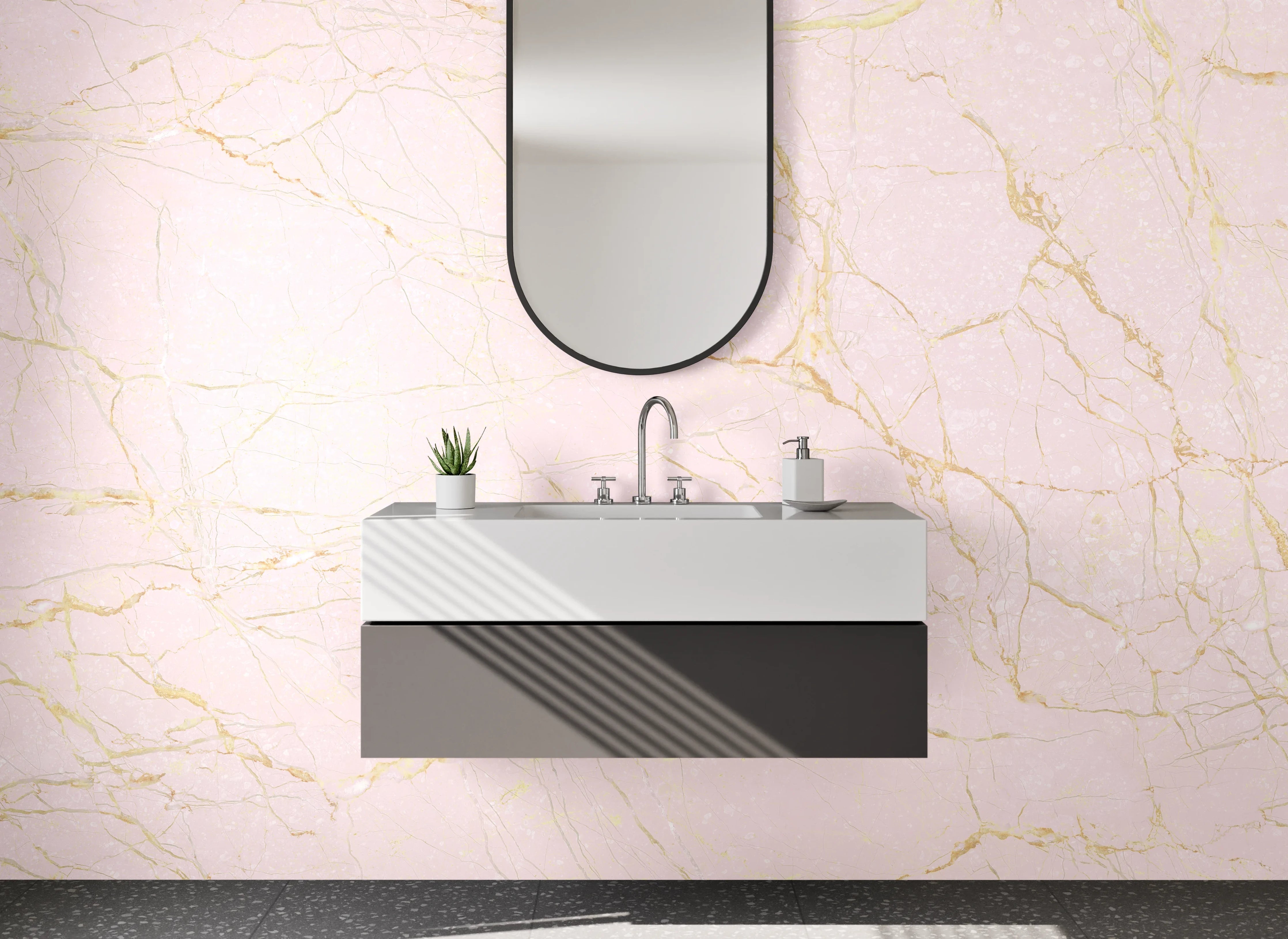 Waschbecken-Rückwand - Zarter Rosamarmor mit goldenen Linien