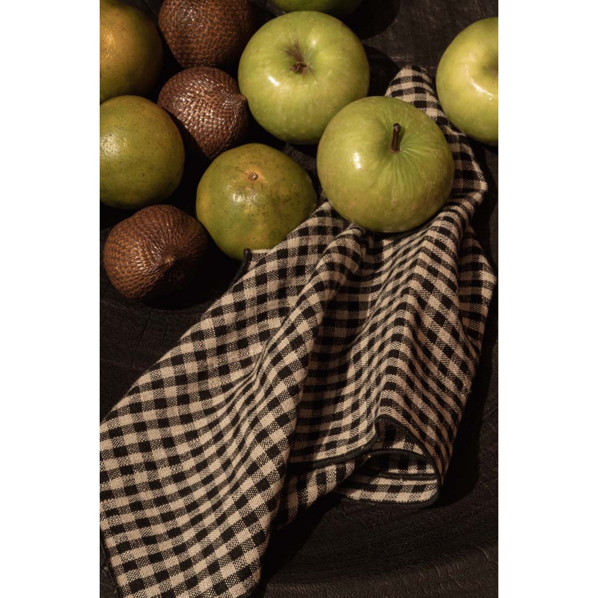 Die Picknick-Serviette – Naturschwarz – 45 x 45