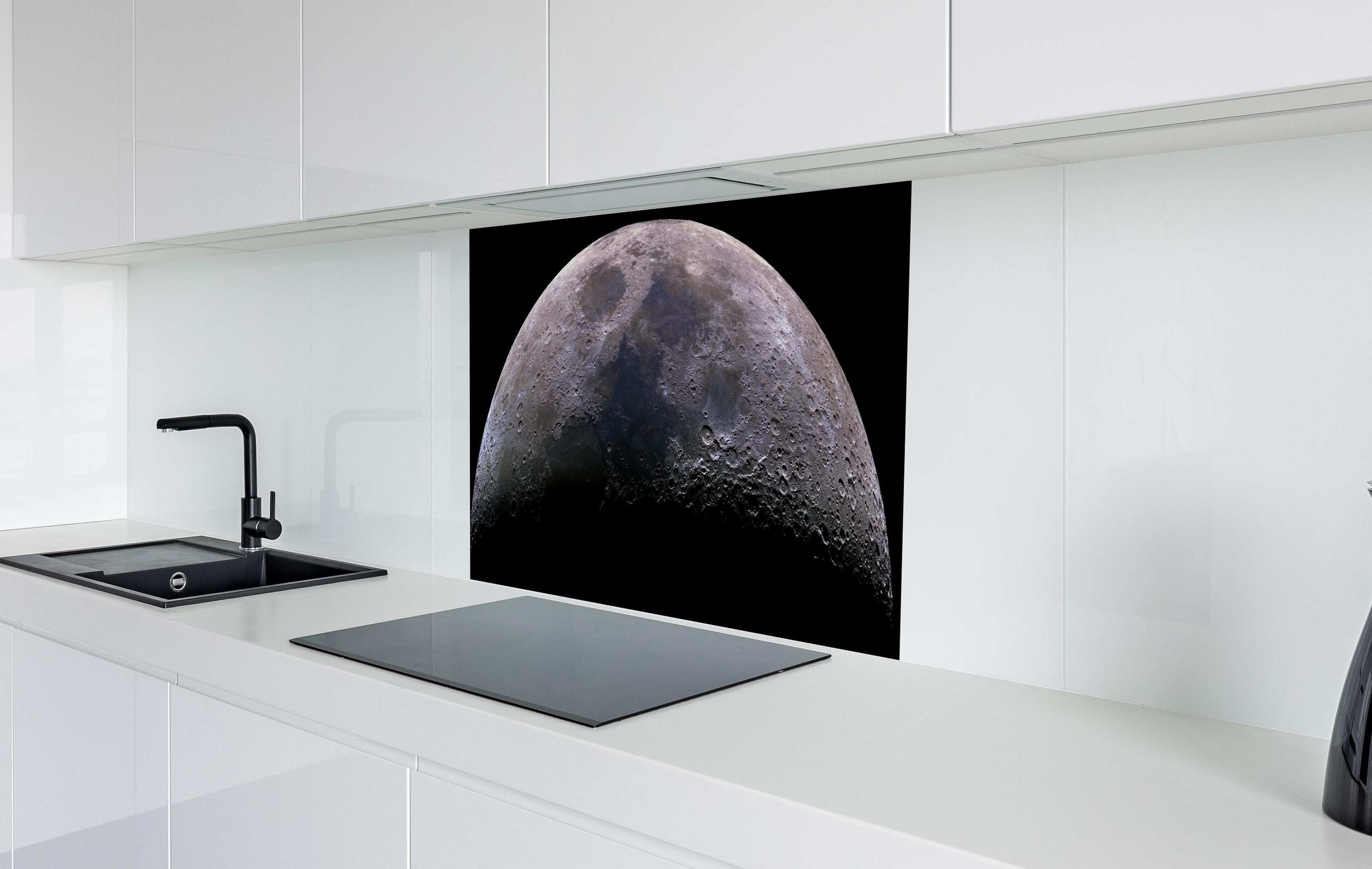 Spritzschutz - Detailreiches Bild einer Mondsichel