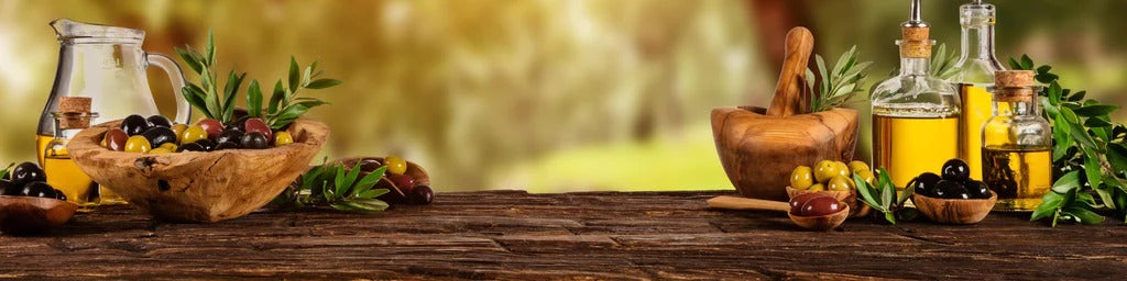 Küchenrückwand - Olivenöl & Oliven