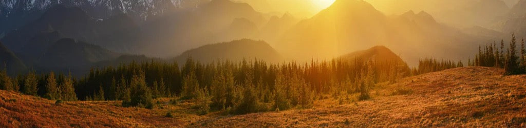 Küchenrückwand - Berge im Sonnenuntergang