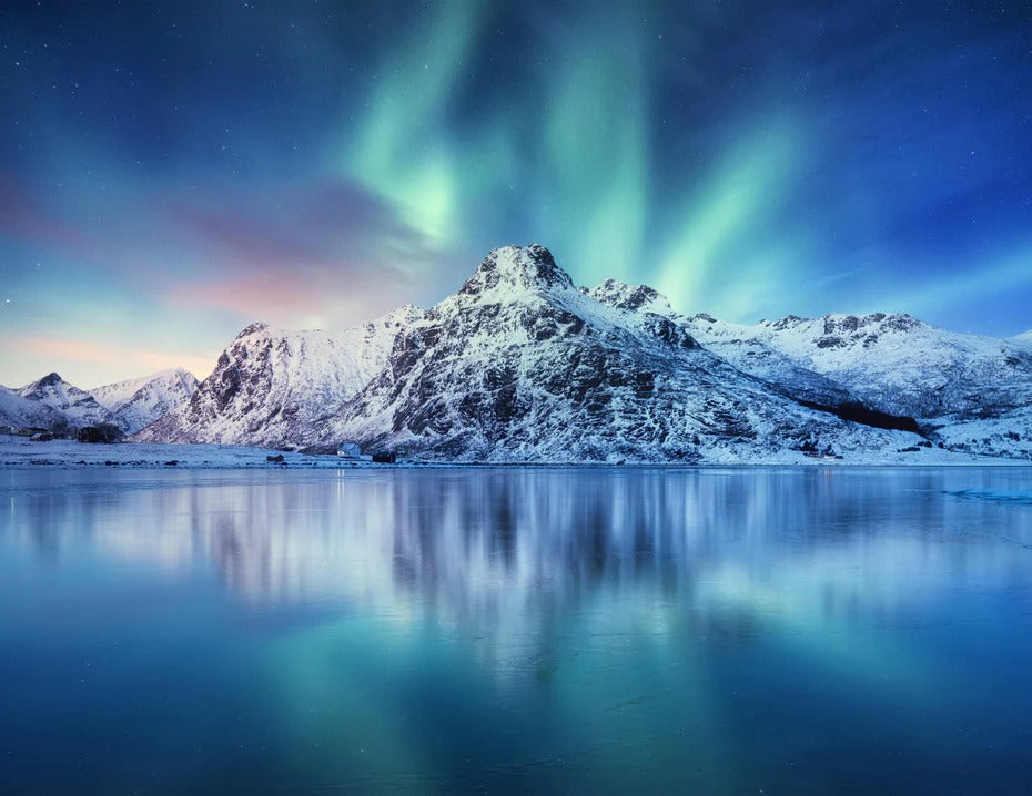 Spritzschutz - Schöne Polarlichter über dem Berg