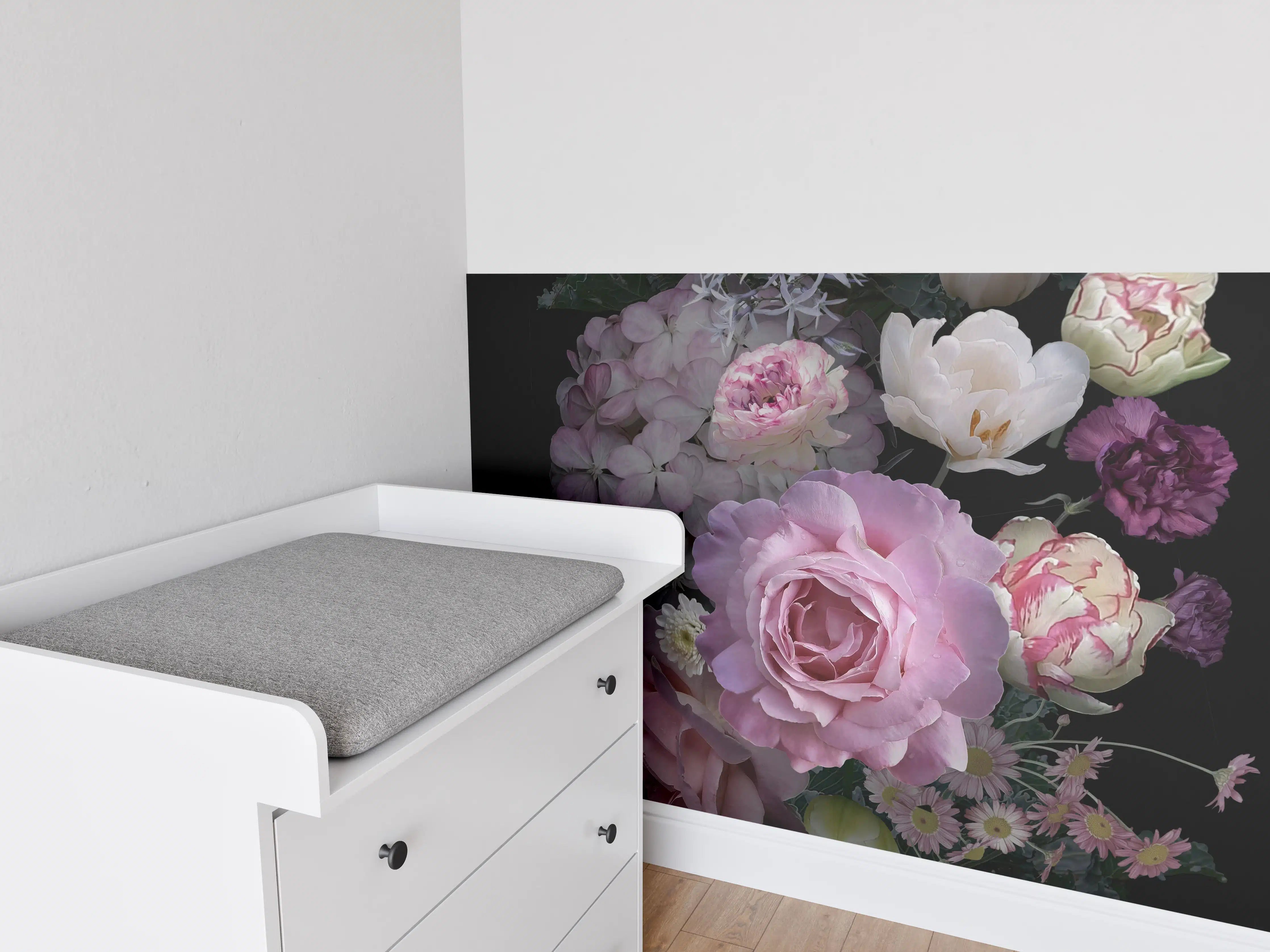 Babyzimmer Wandgestaltung -  Garten Blumen mit dunklem Hintergrund