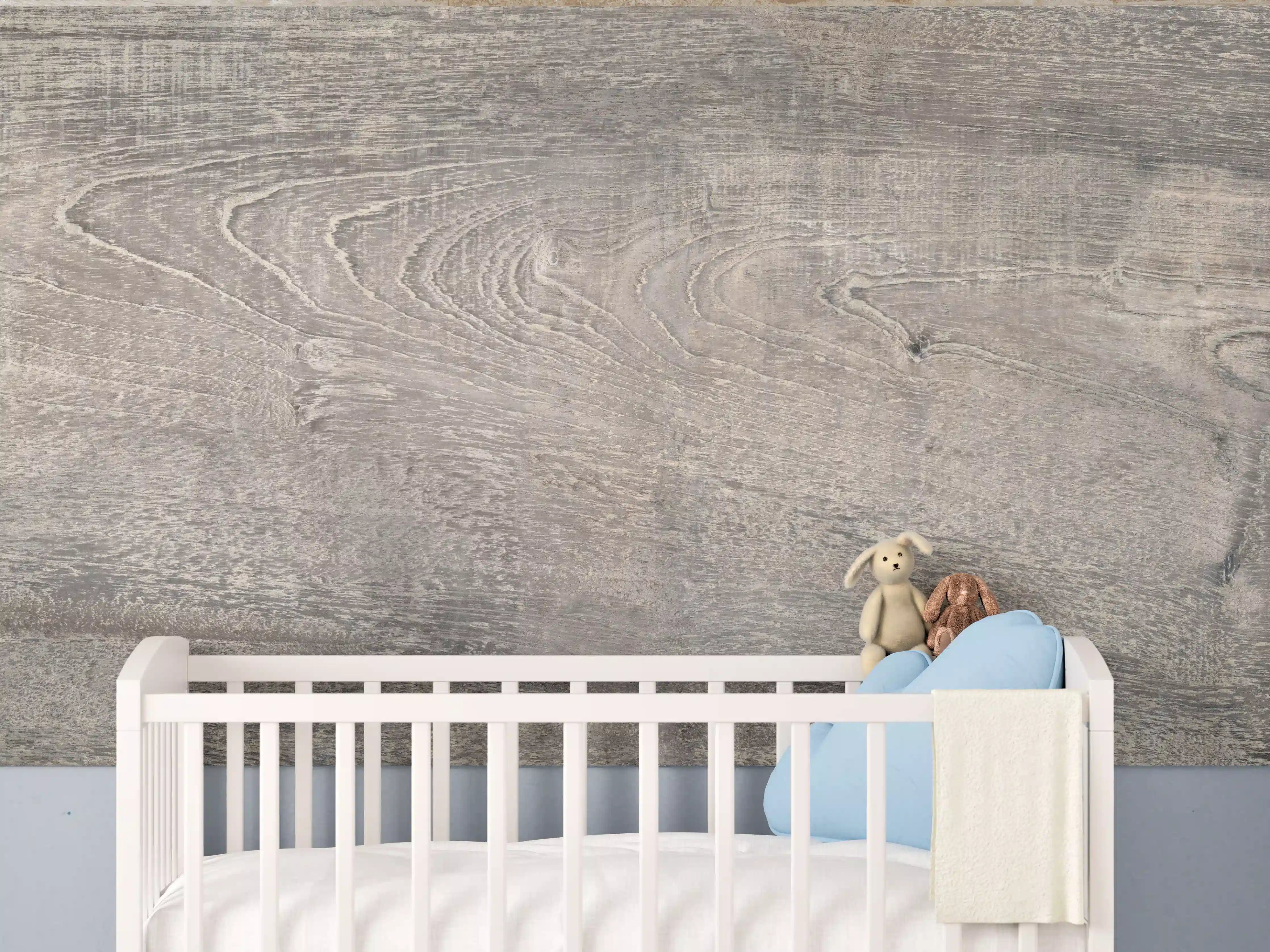 Babyzimmer Wandgestaltung -  Lange Grau-Bräunliche Holzplatte