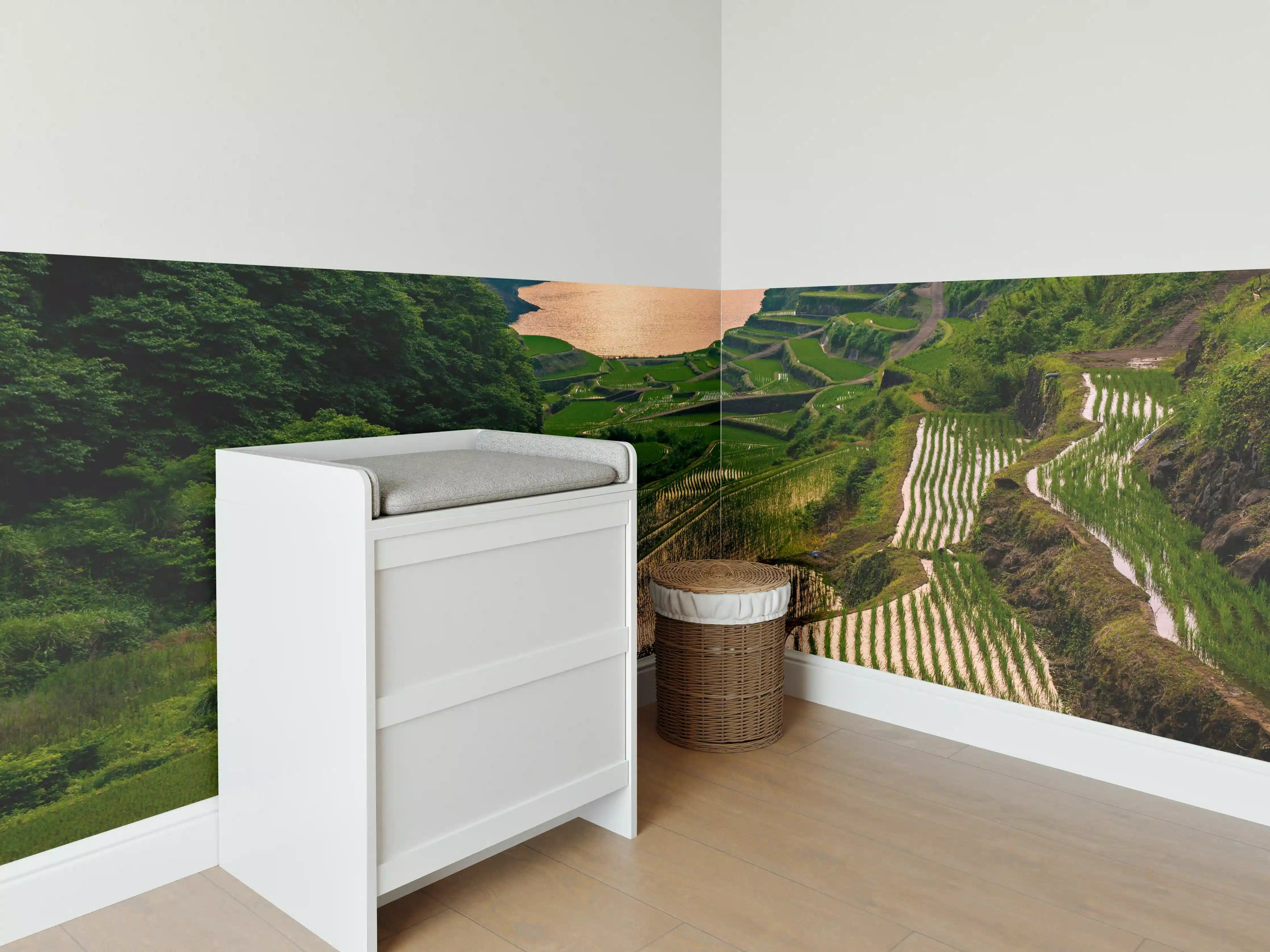 Babyzimmer Wandgestaltung - Abendlicher Blick japanische Berglandschaft