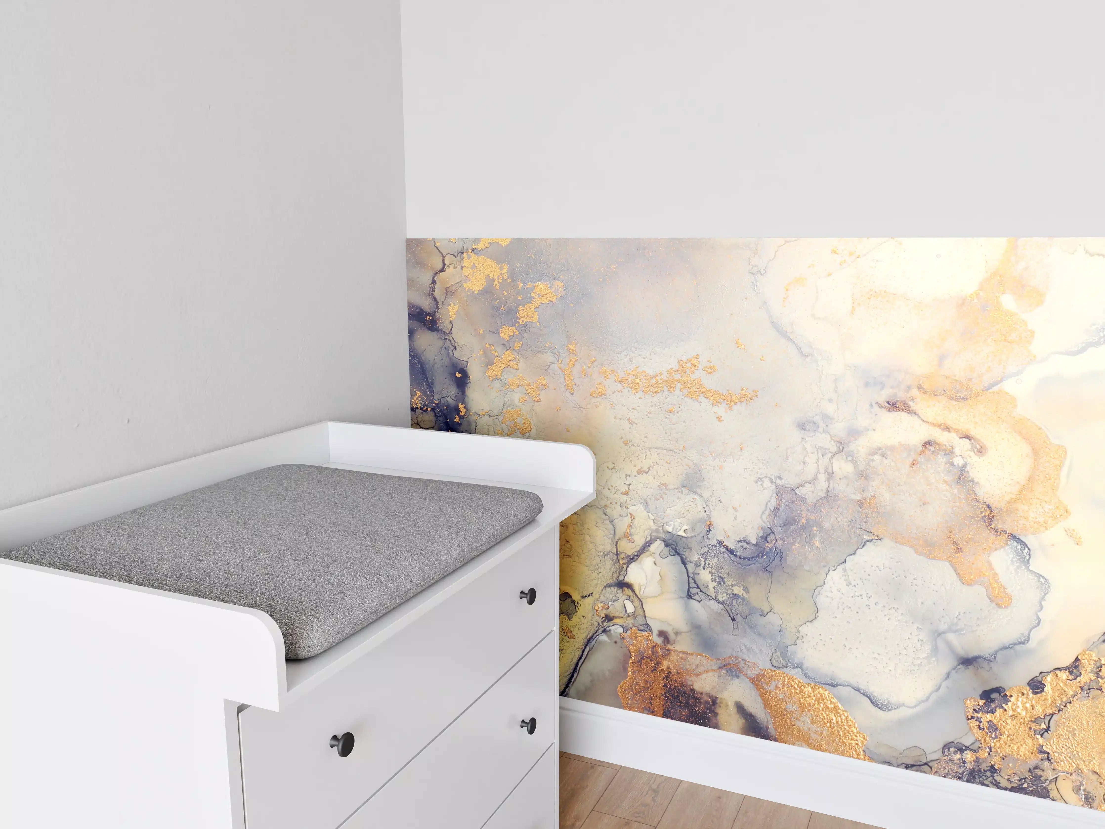 Babyzimmer Wandgestaltung - Abstrakte goldene Flüssigkunstmalerei 