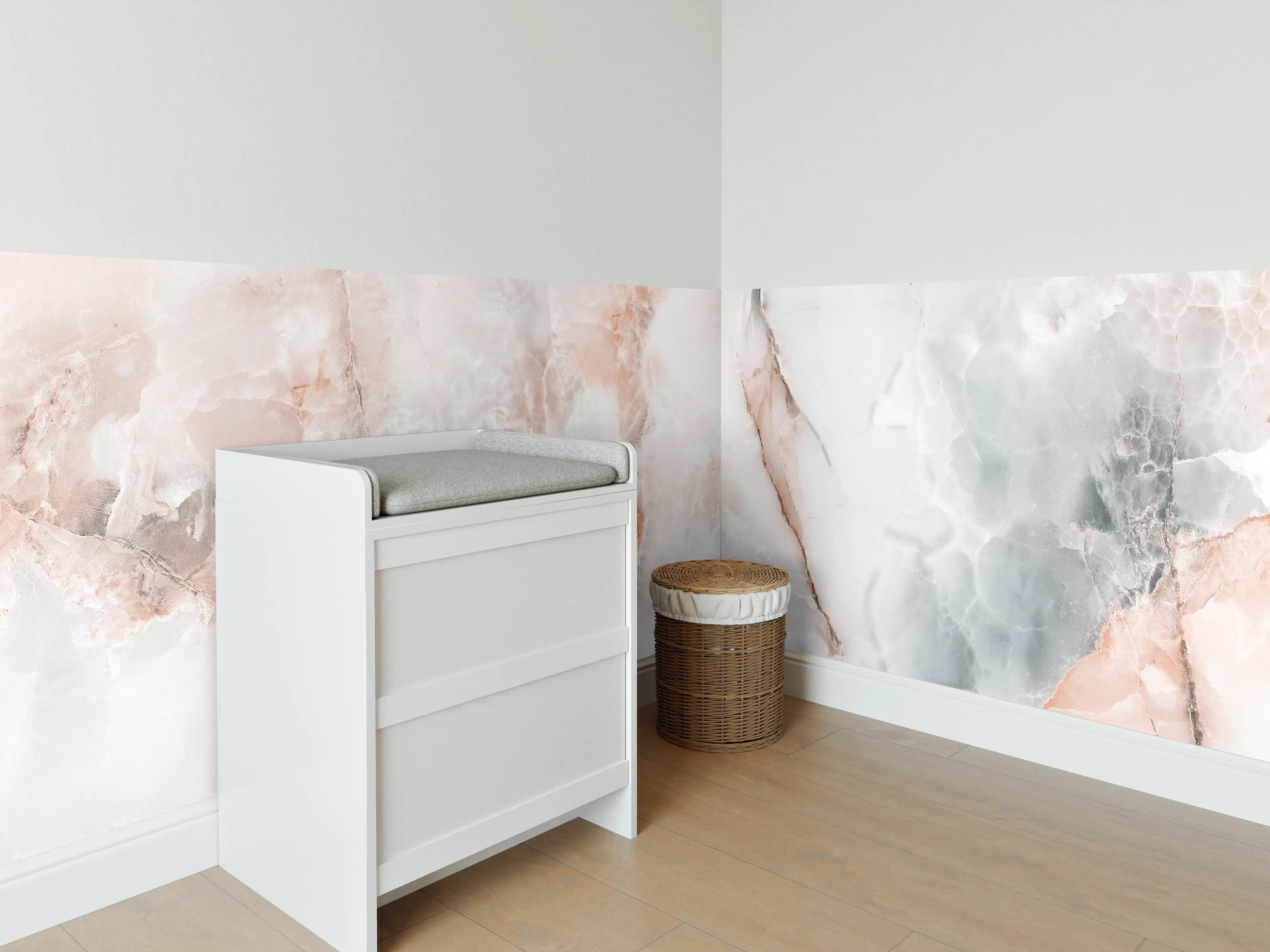 Babyzimmer Wandgestaltung - Abstrakter Marmor mit Rot-Grauen Naturfarben