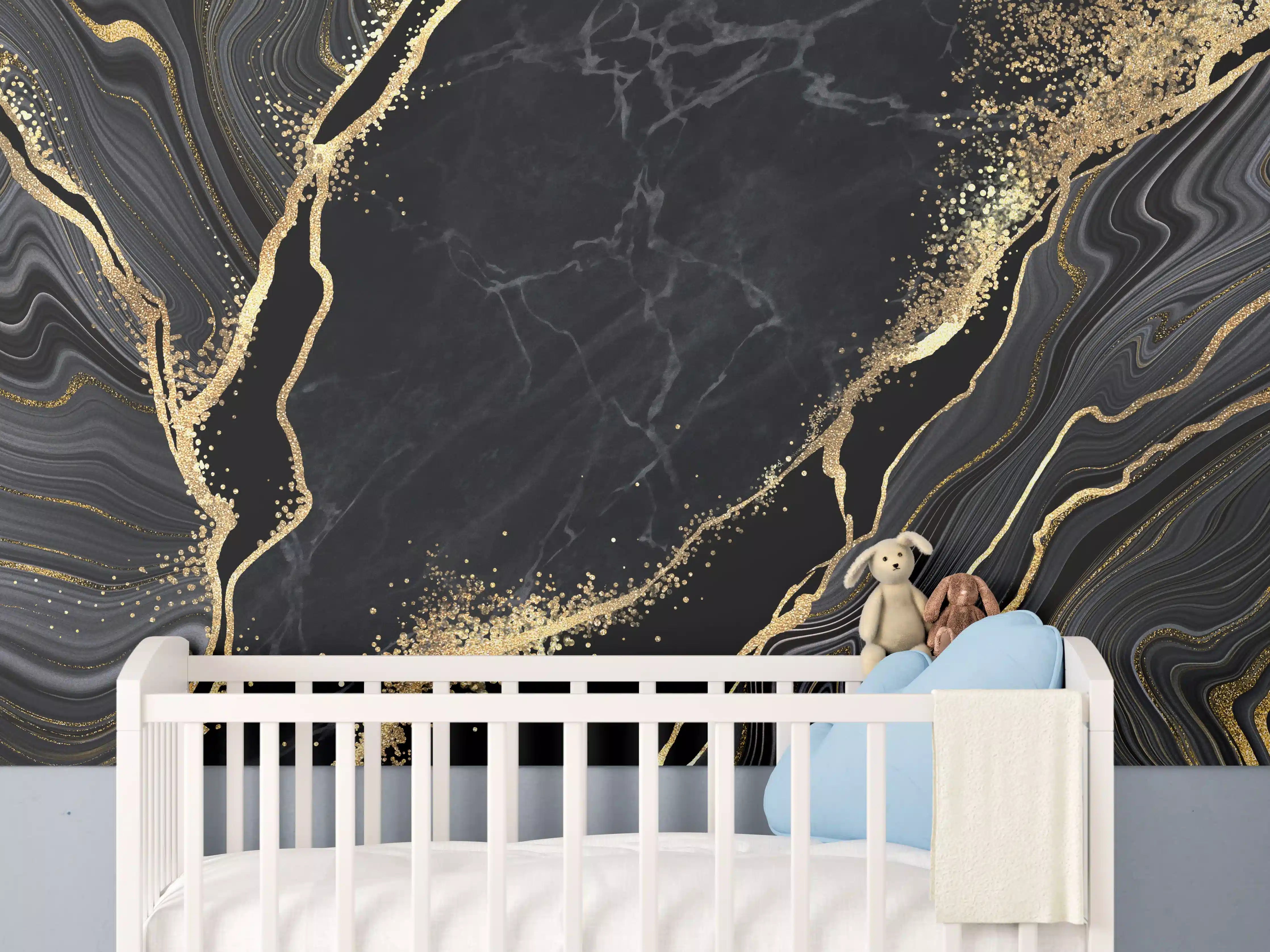 Babyzimmer Wandgestaltung - Abstrakter schwarzer Marmor mit goldenen Adern