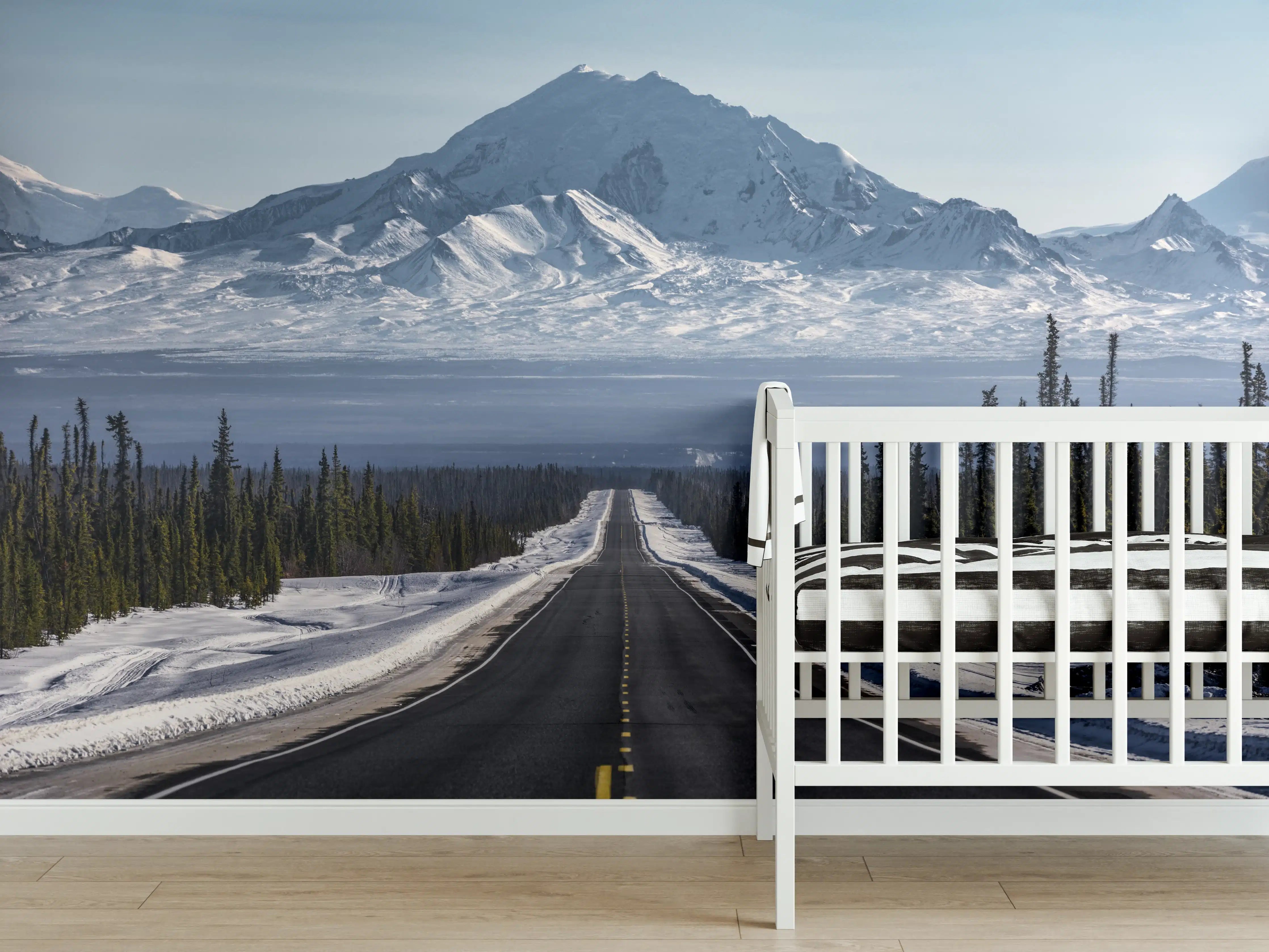 Babyzimmer Wandgestaltung - Alaskas Bergstraße im Winter